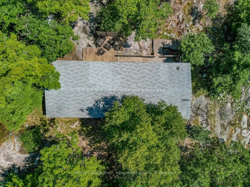 30 ROCKCLIFFE Drive N