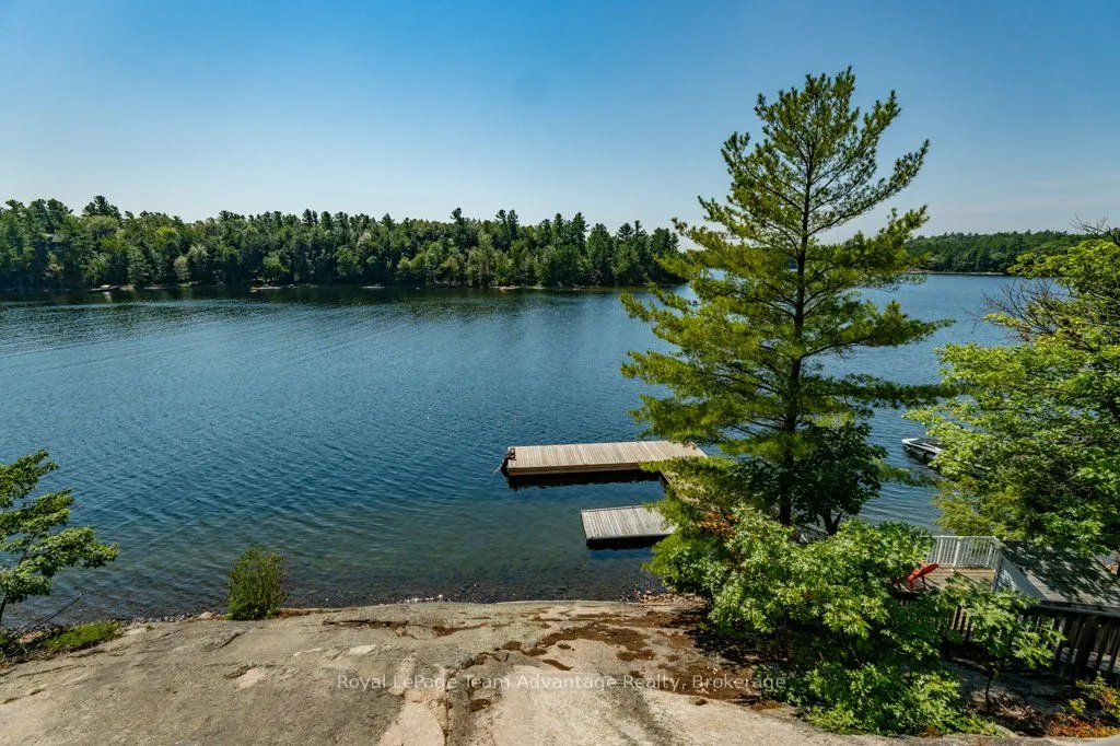 30 ROCKCLIFFE Drive N