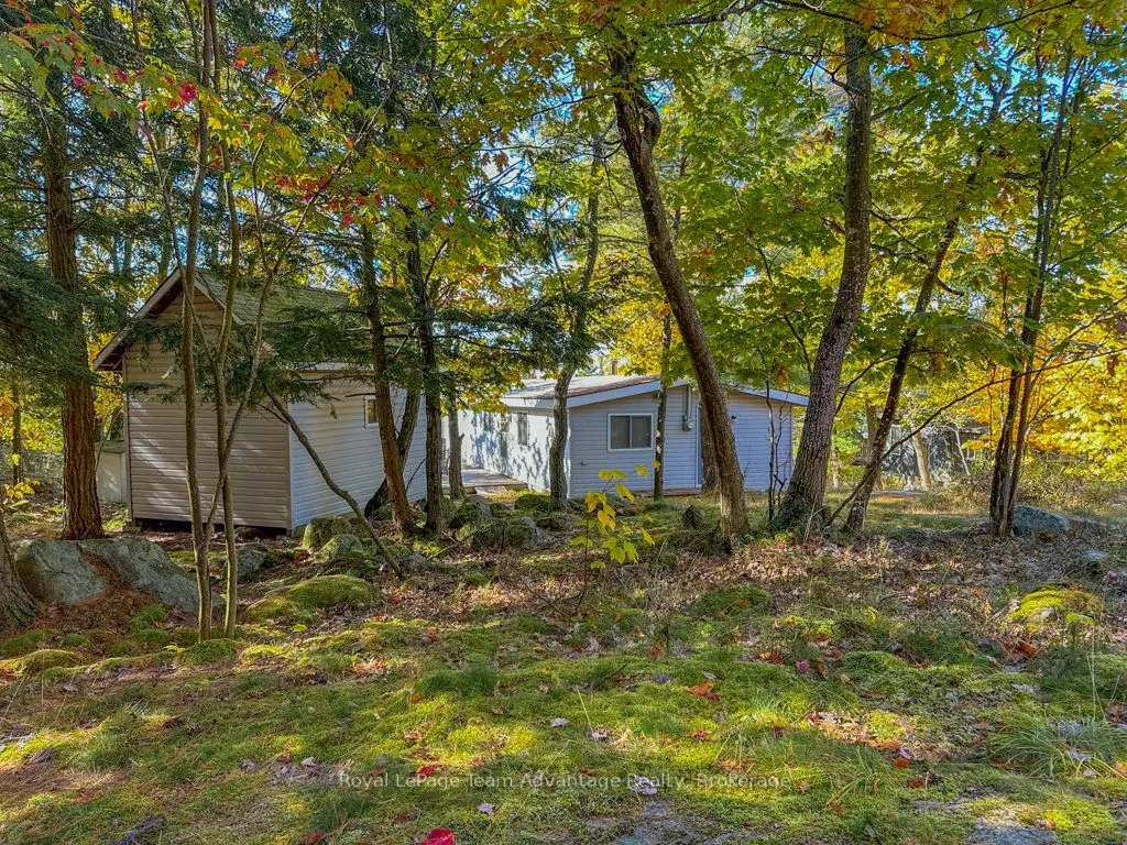 30 ROCKCLIFFE Drive N