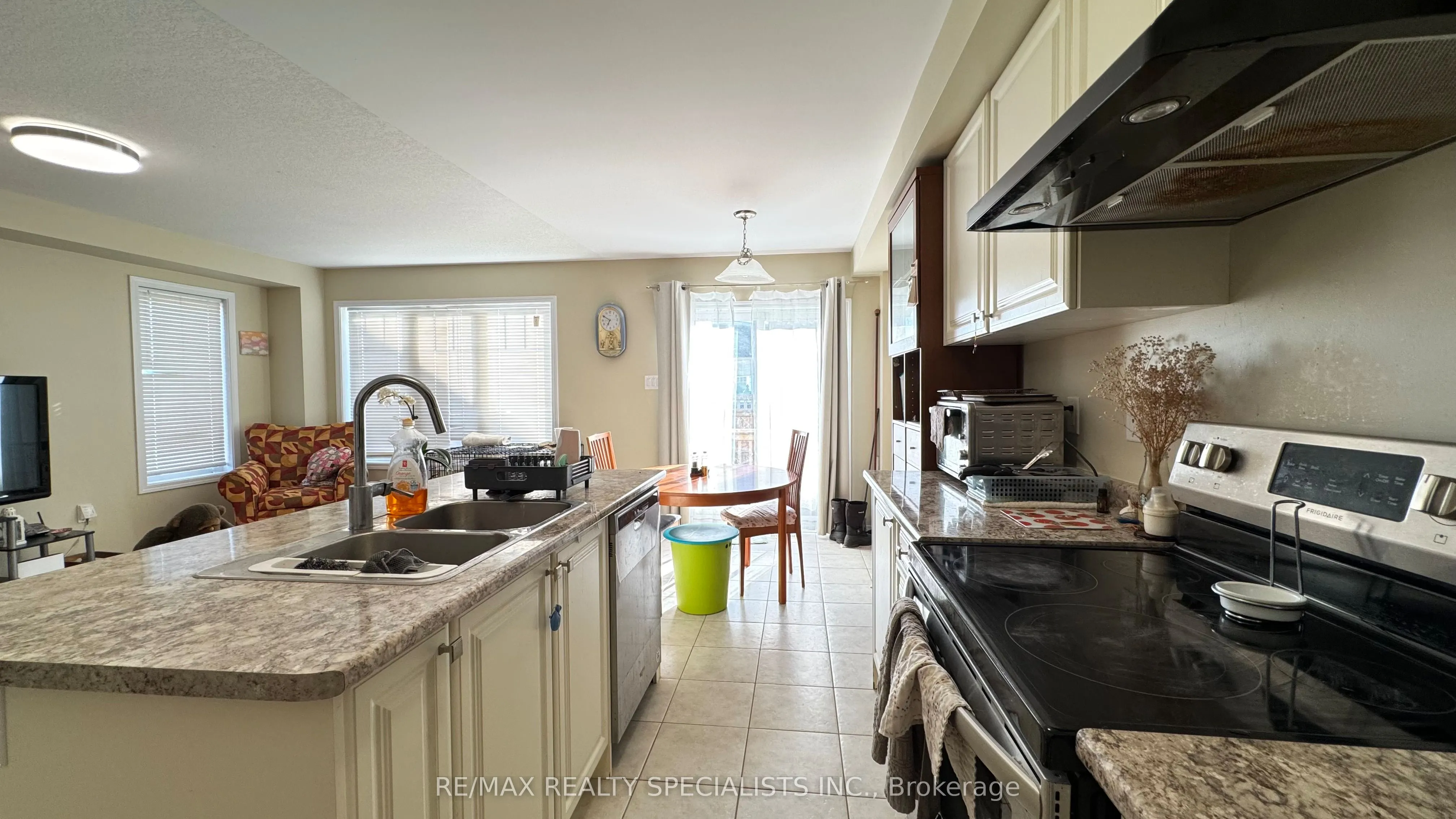 7779 Redbud Lane