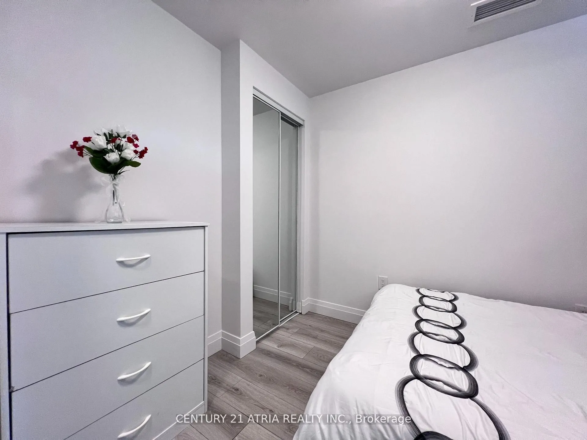 652 Princess Street, #411