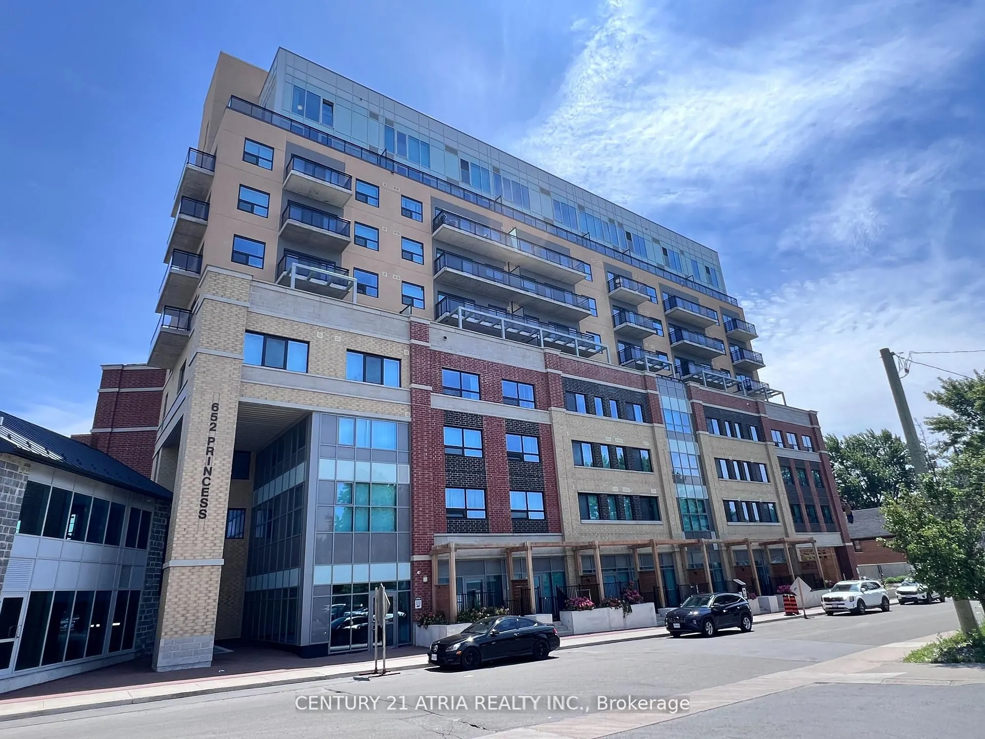 652 Princess Street, #411