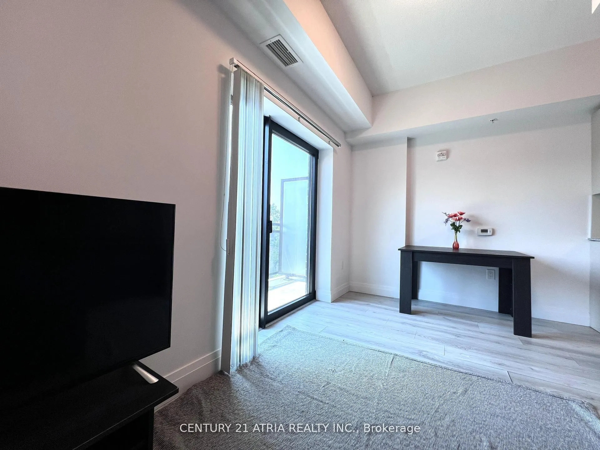 652 Princess Street, #411
