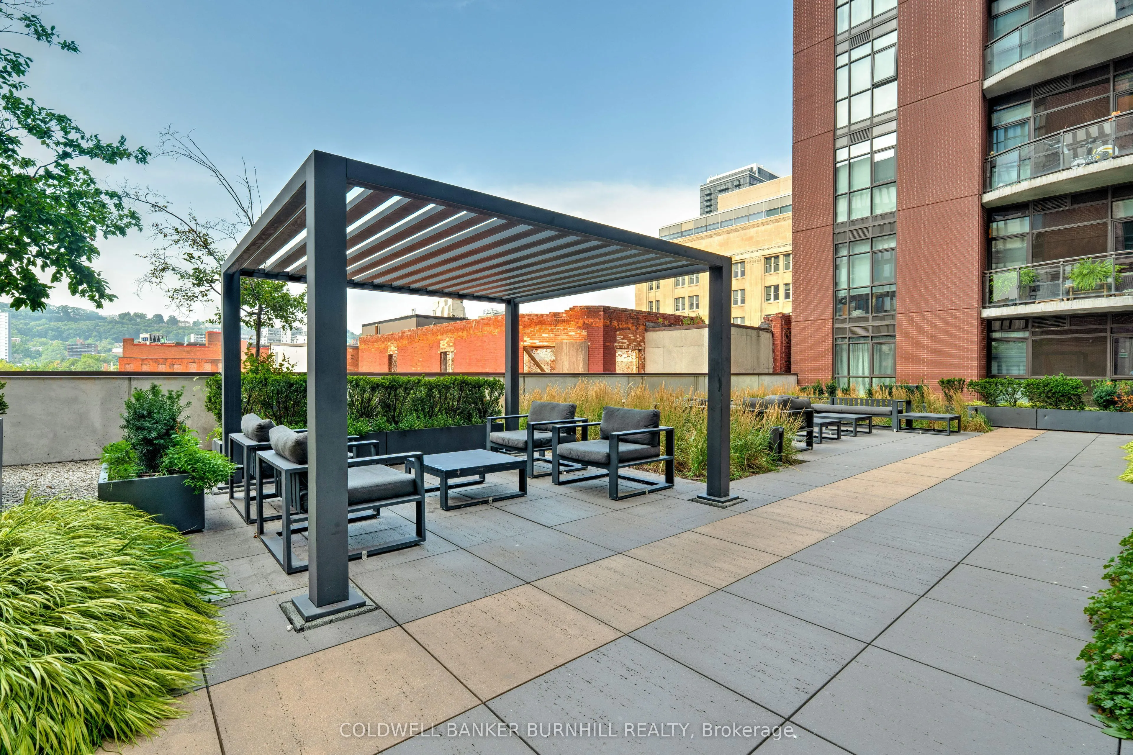 118 King Street E, #307