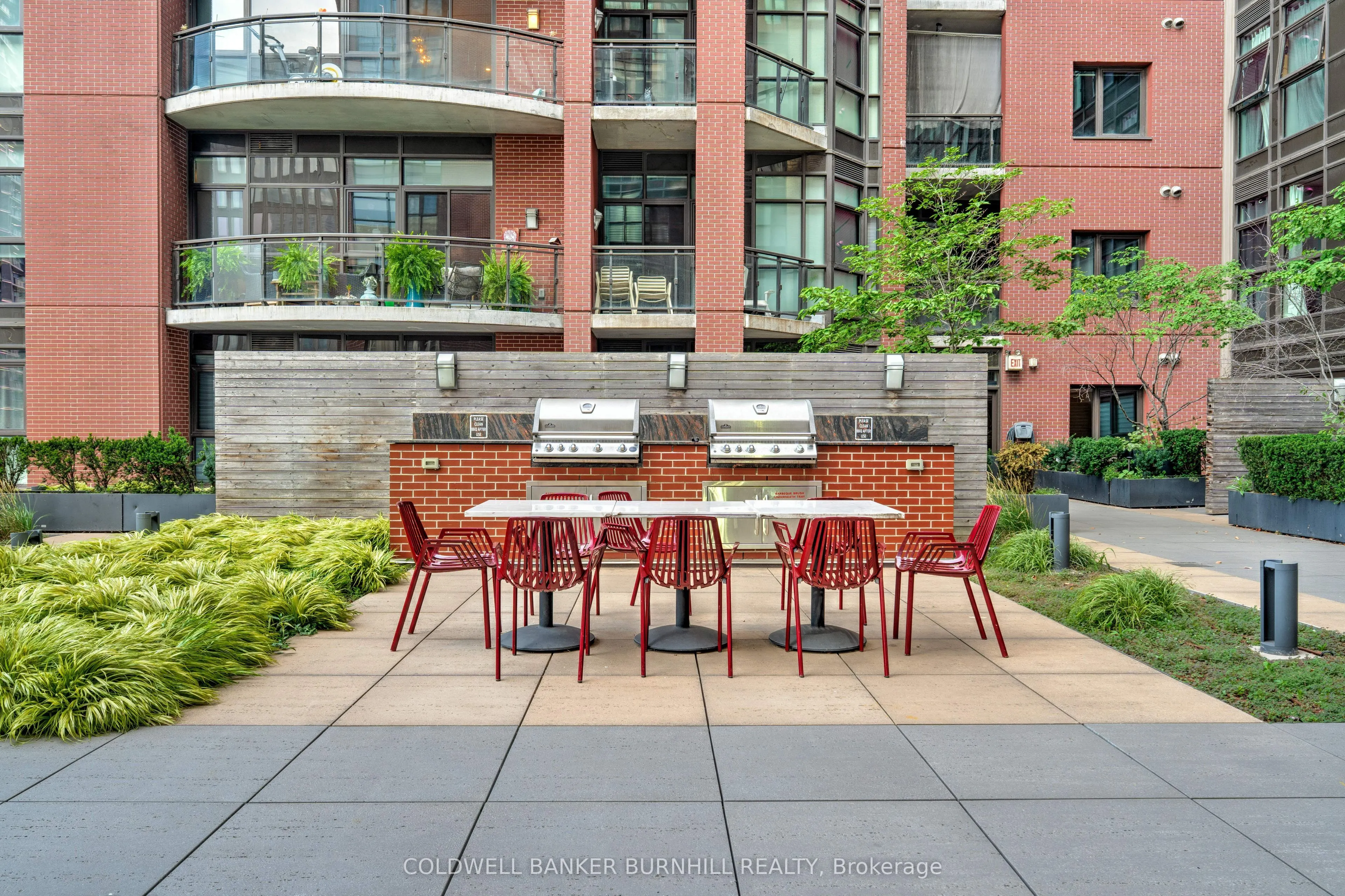 118 King Street E, #307