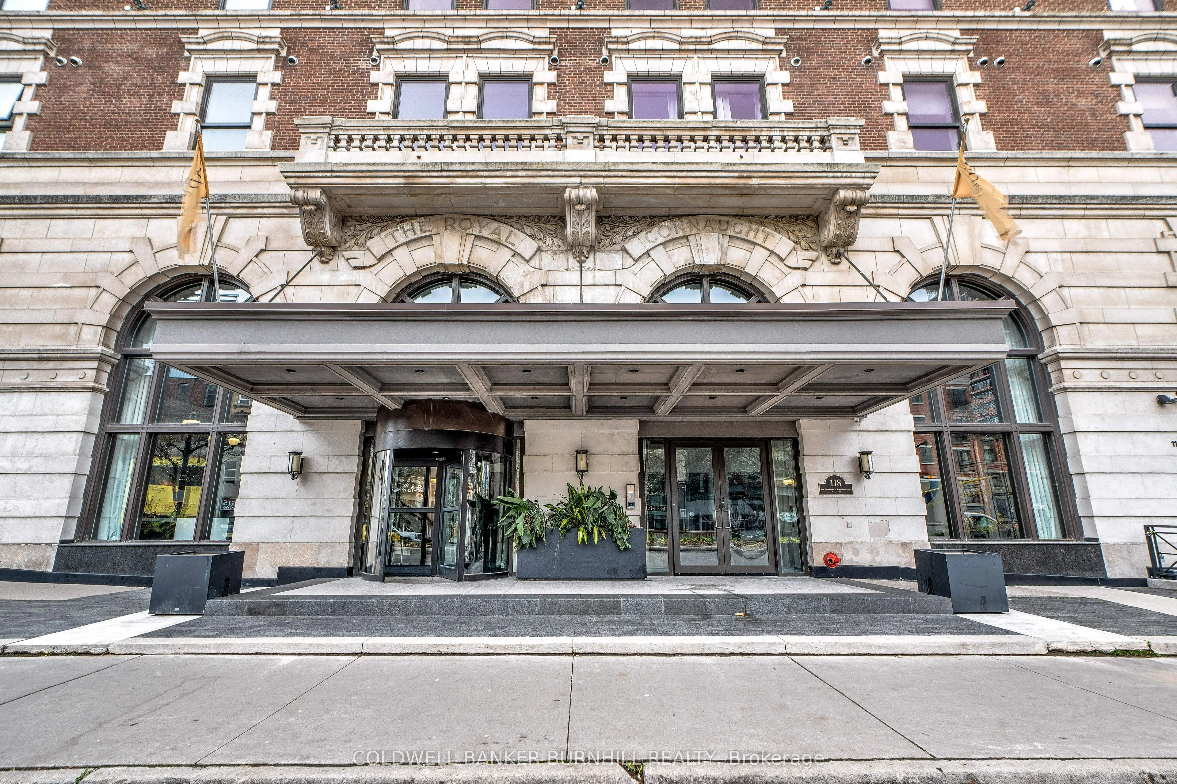 118 King Street E, #307
