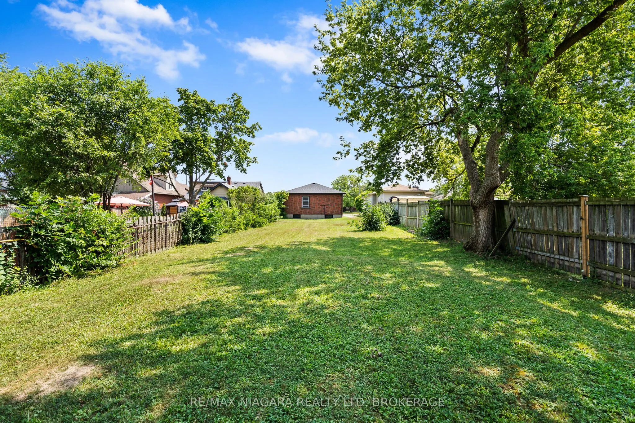 53 Collier Road S