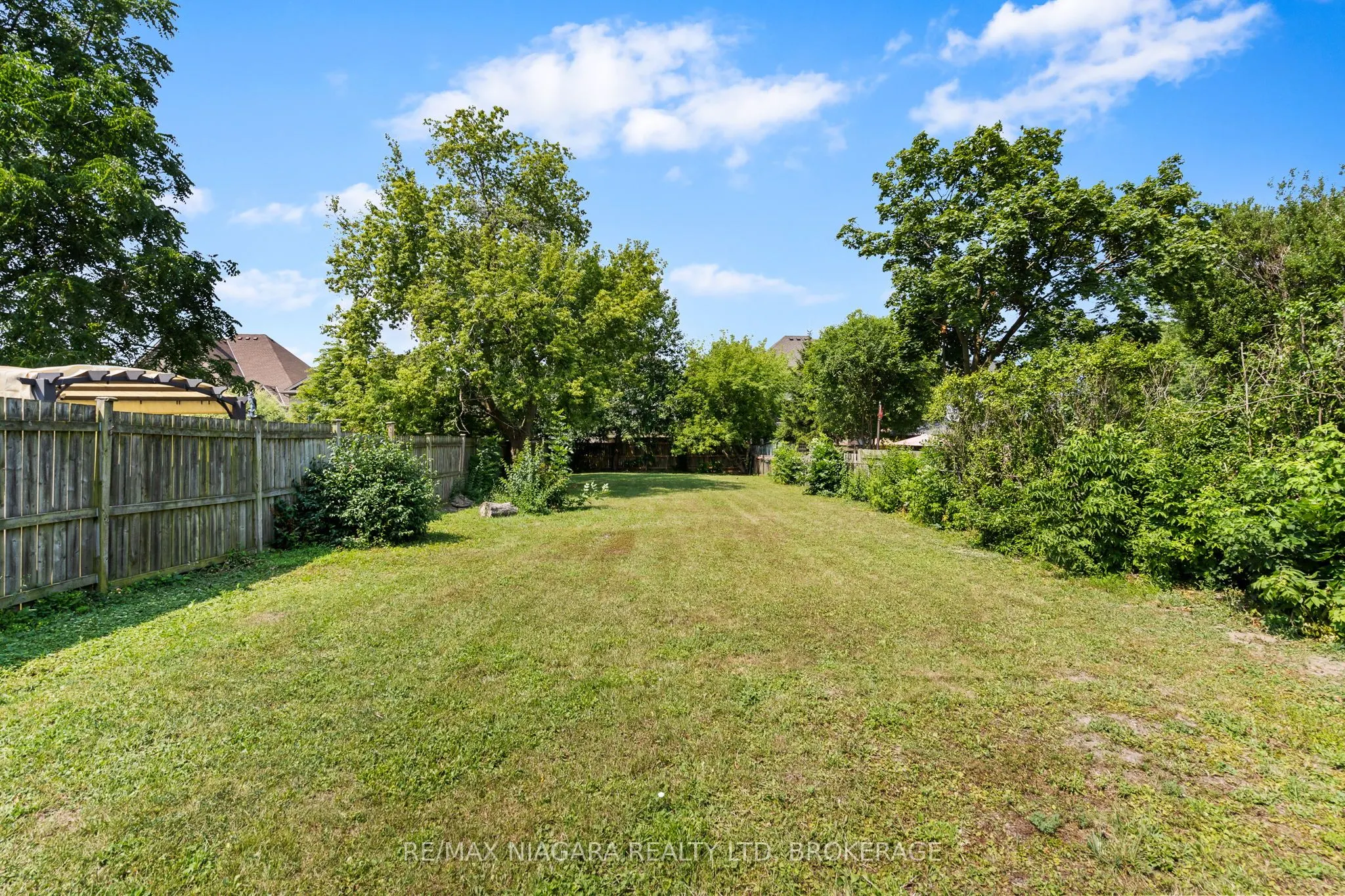 53 Collier Road S