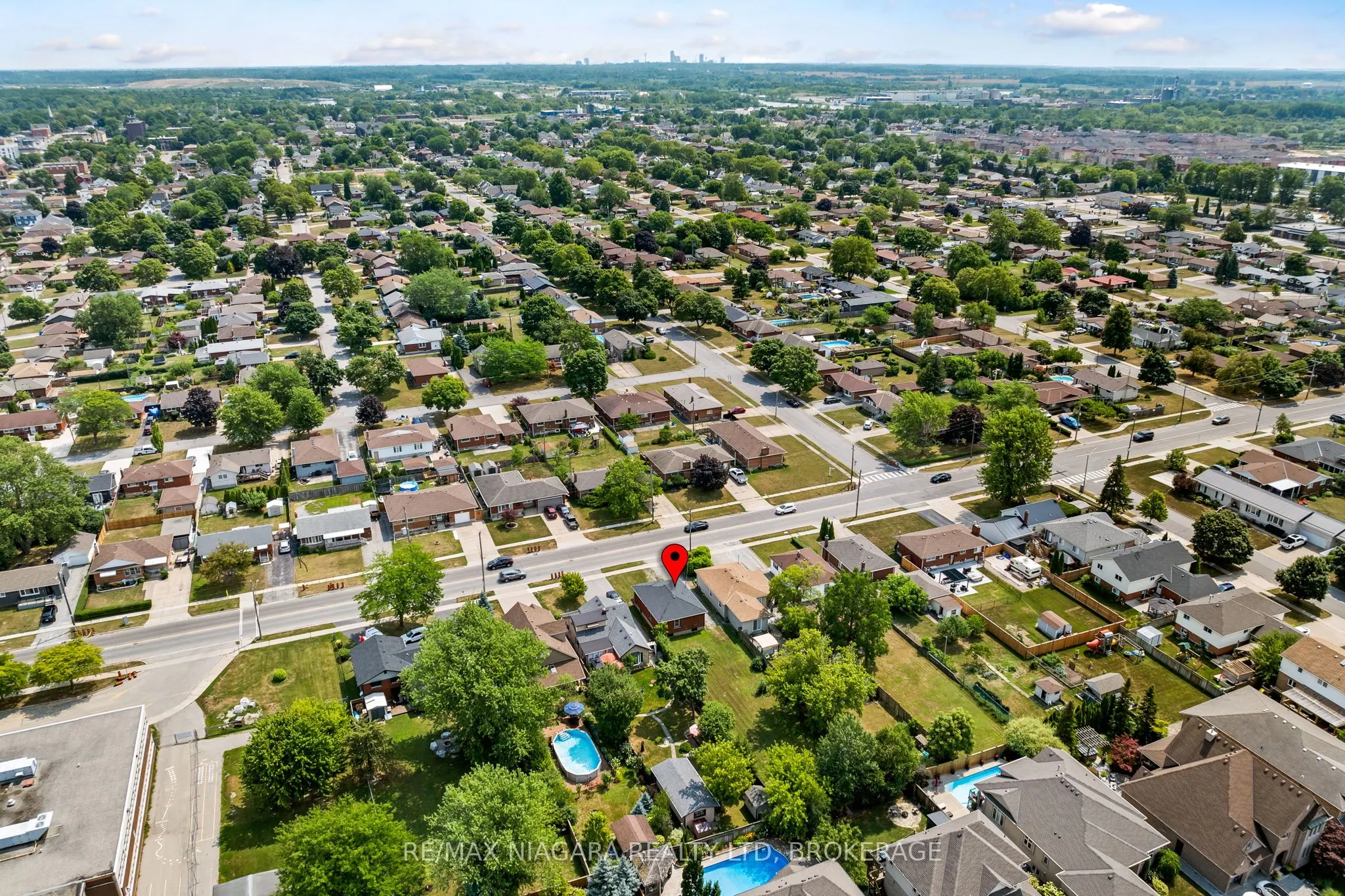 53 Collier Road S