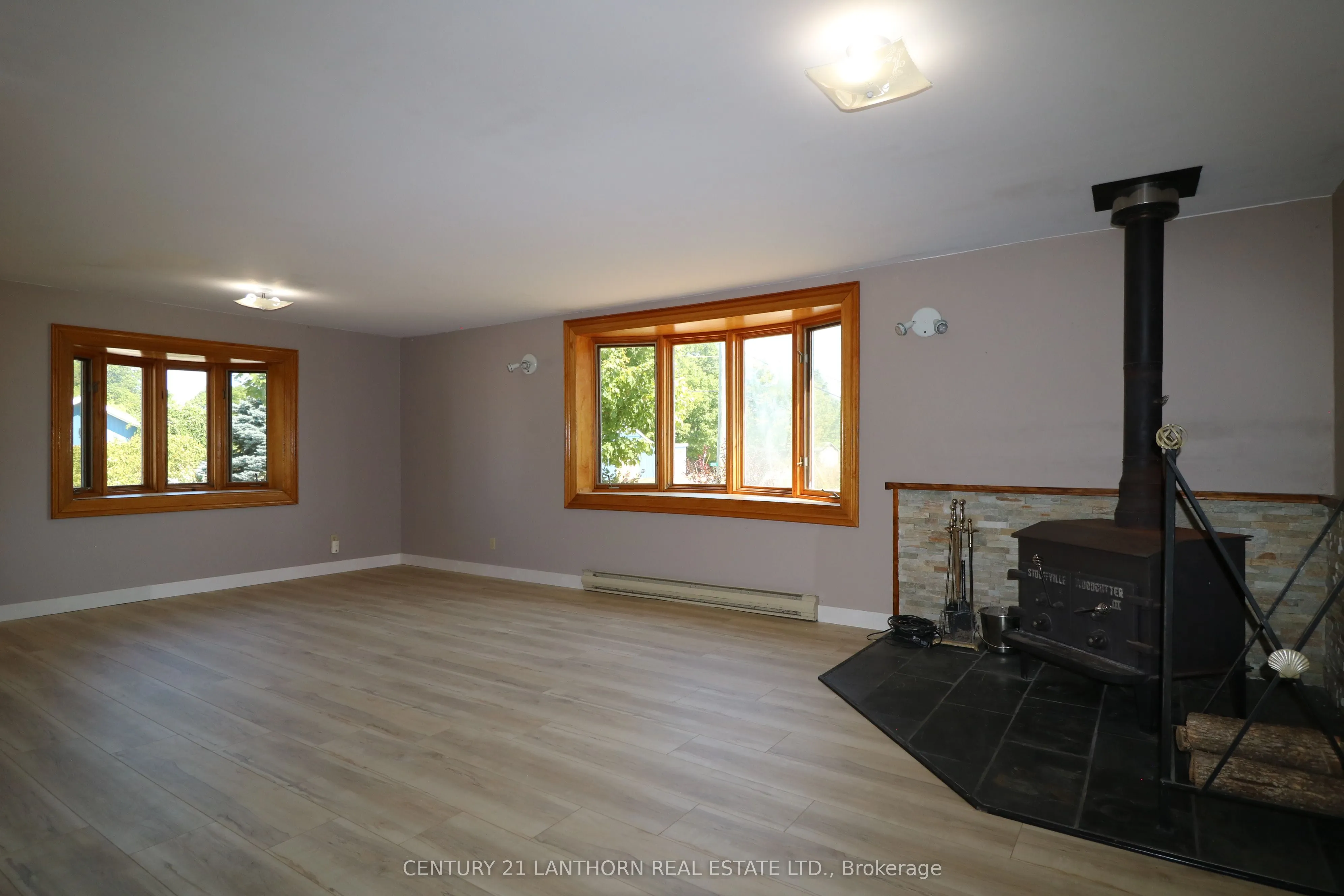 3090 County Rd 10 Road