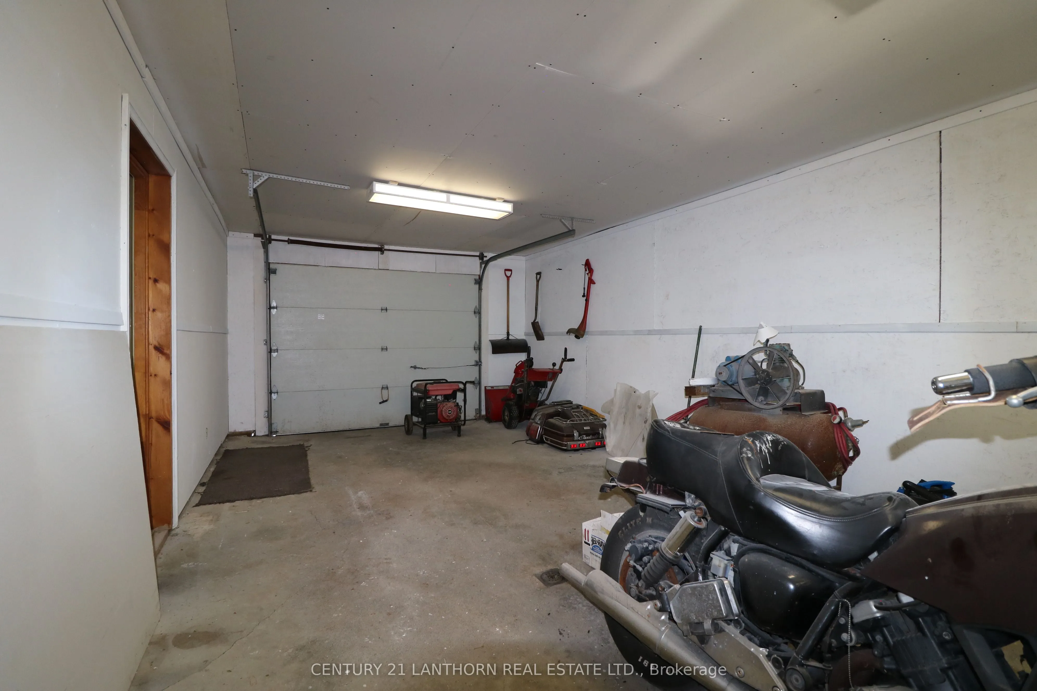3090 County Rd 10 Road