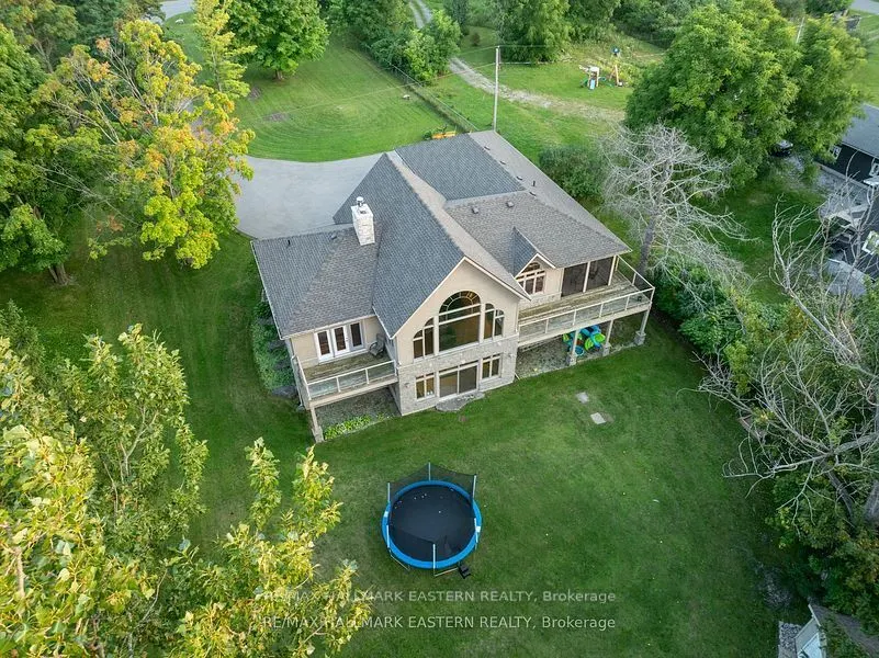 10 Earl Kennedy Road