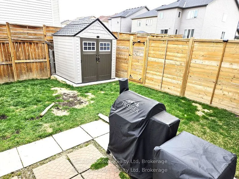 28 Middleton Avenue