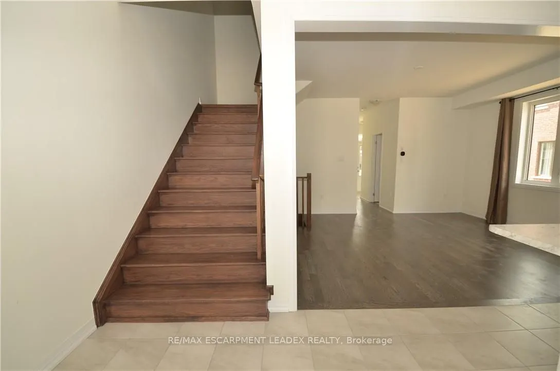 10 Heritage Way