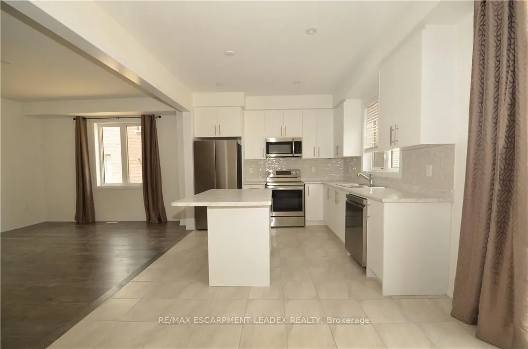 10 Heritage Way