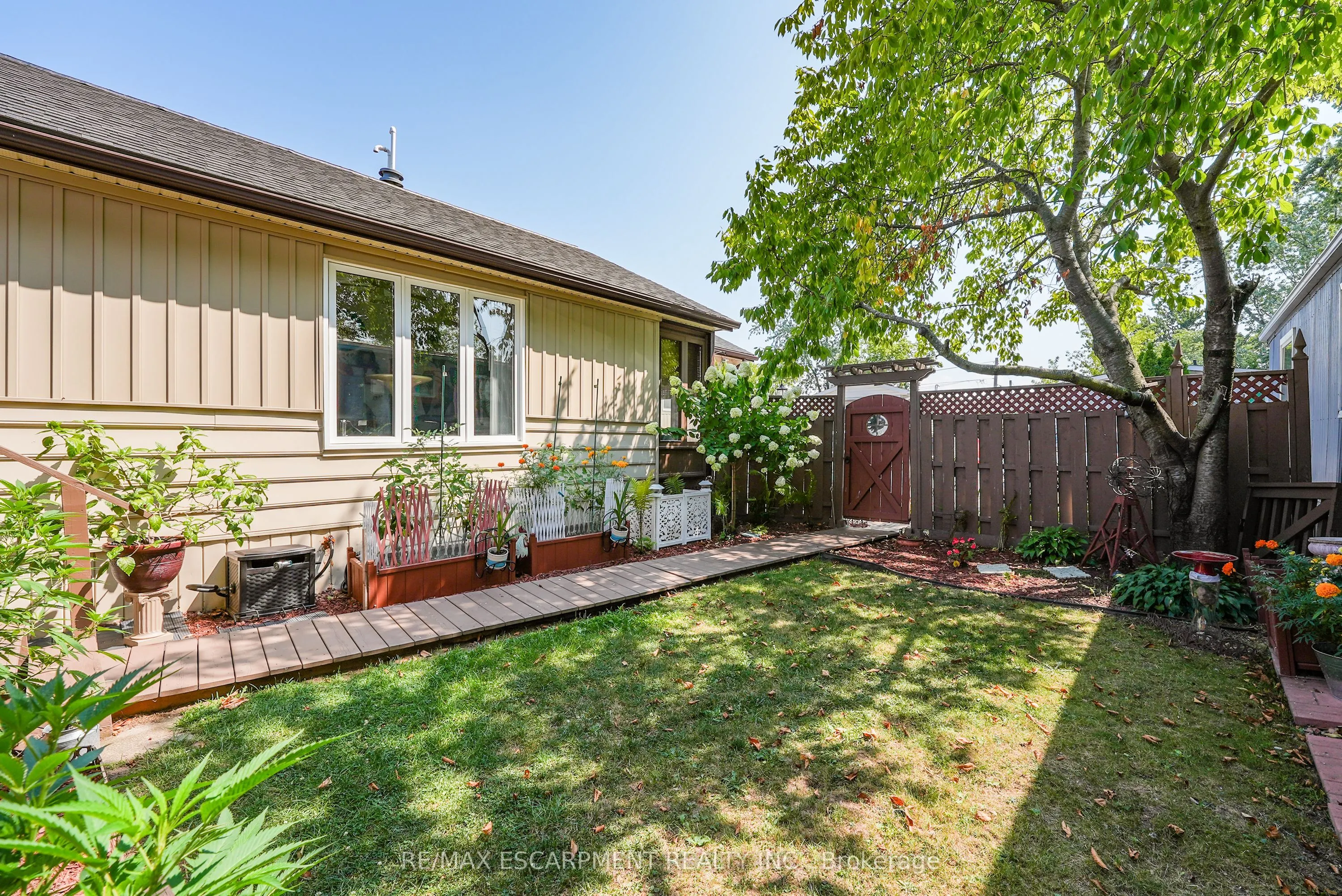 4595 Martha Lane