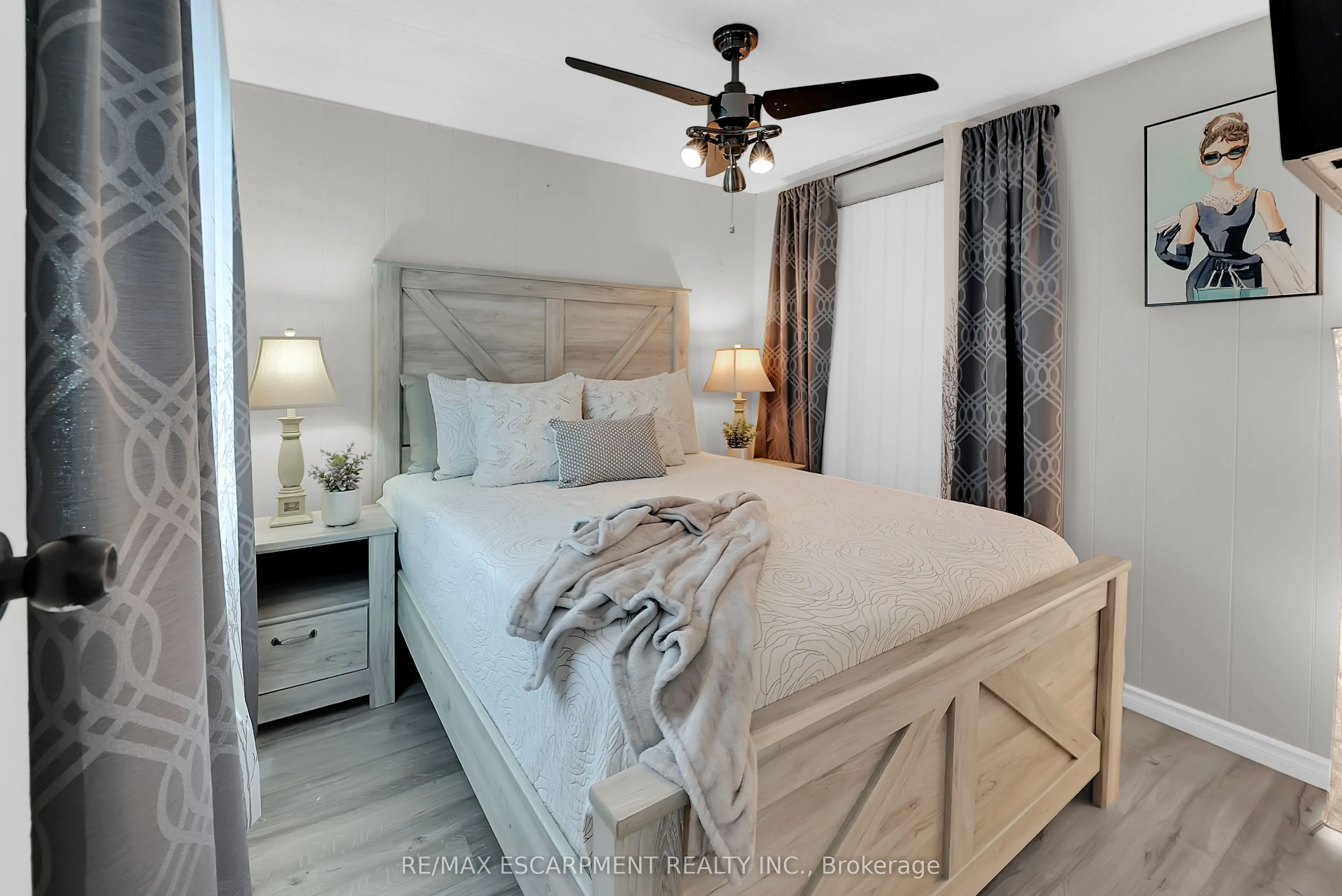 4595 Martha Lane