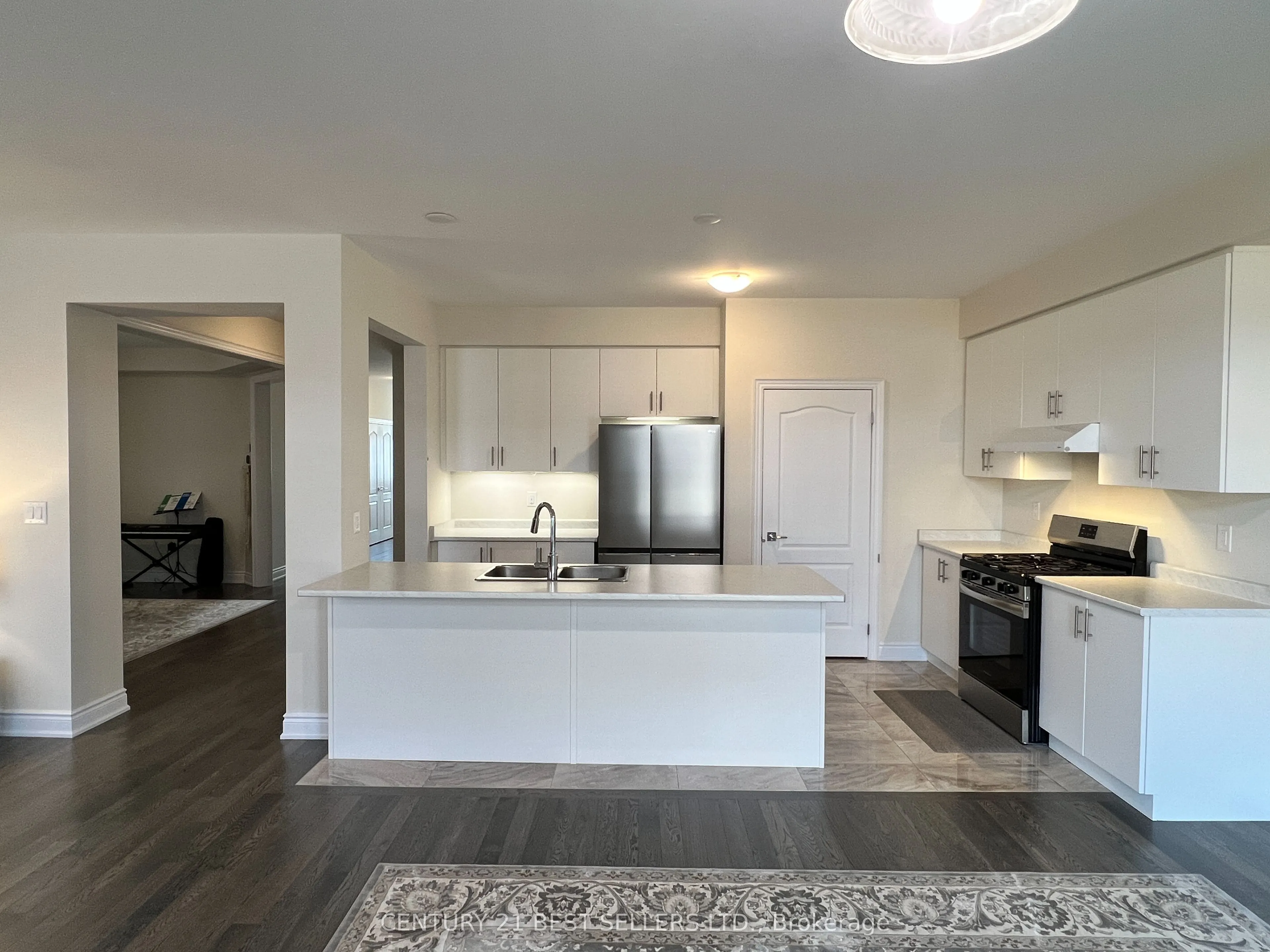 89 Higgins Avenue