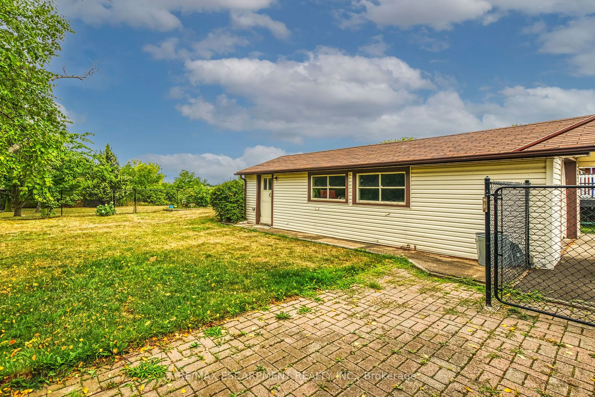 261 Mcneilly Road