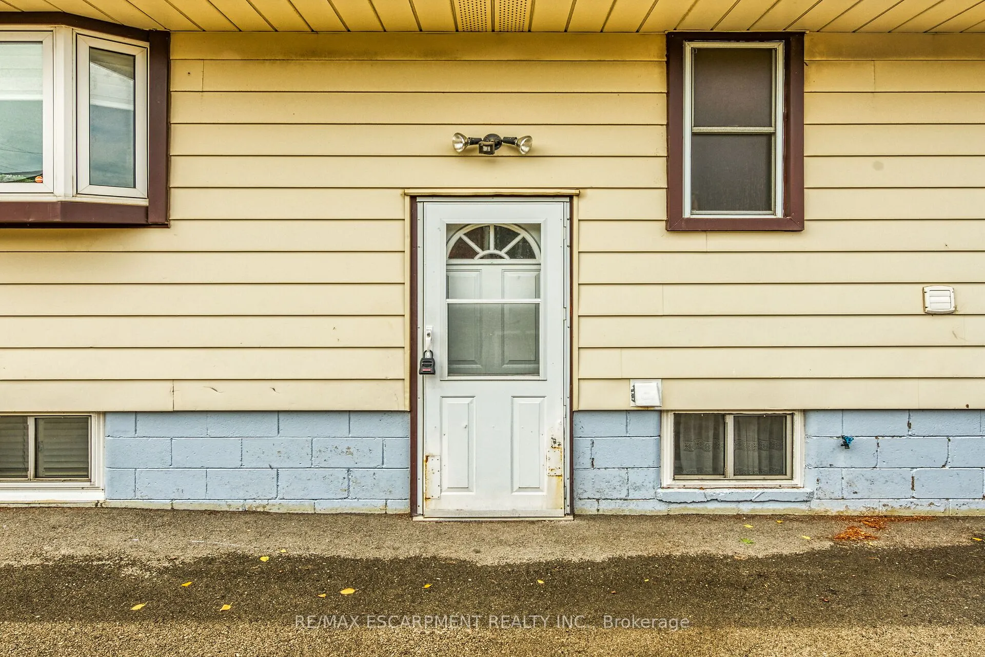 261 Mcneilly Road