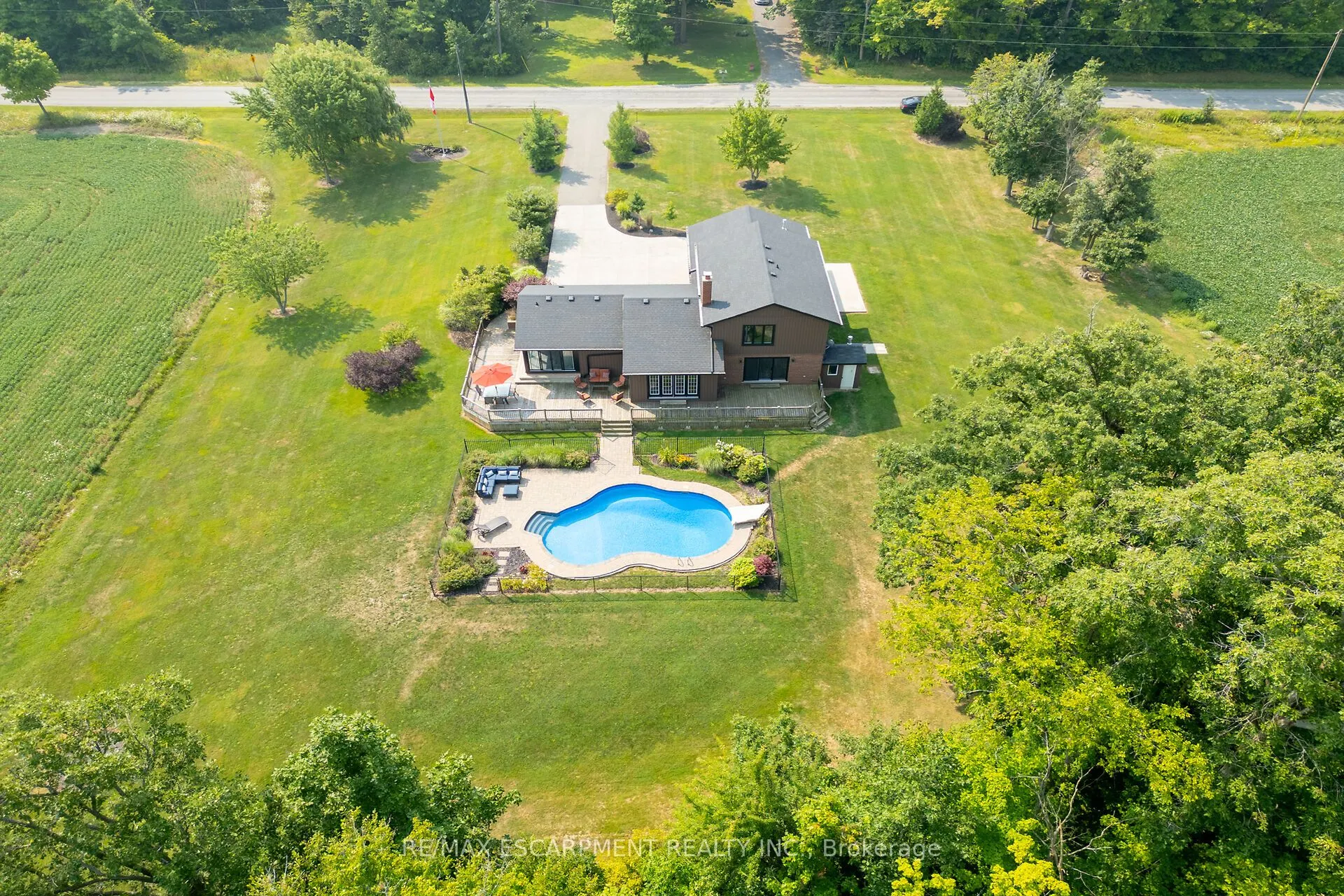 911 Indiana Road E