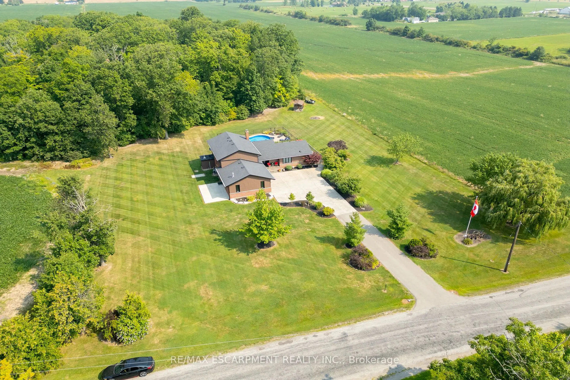 911 Indiana Road E