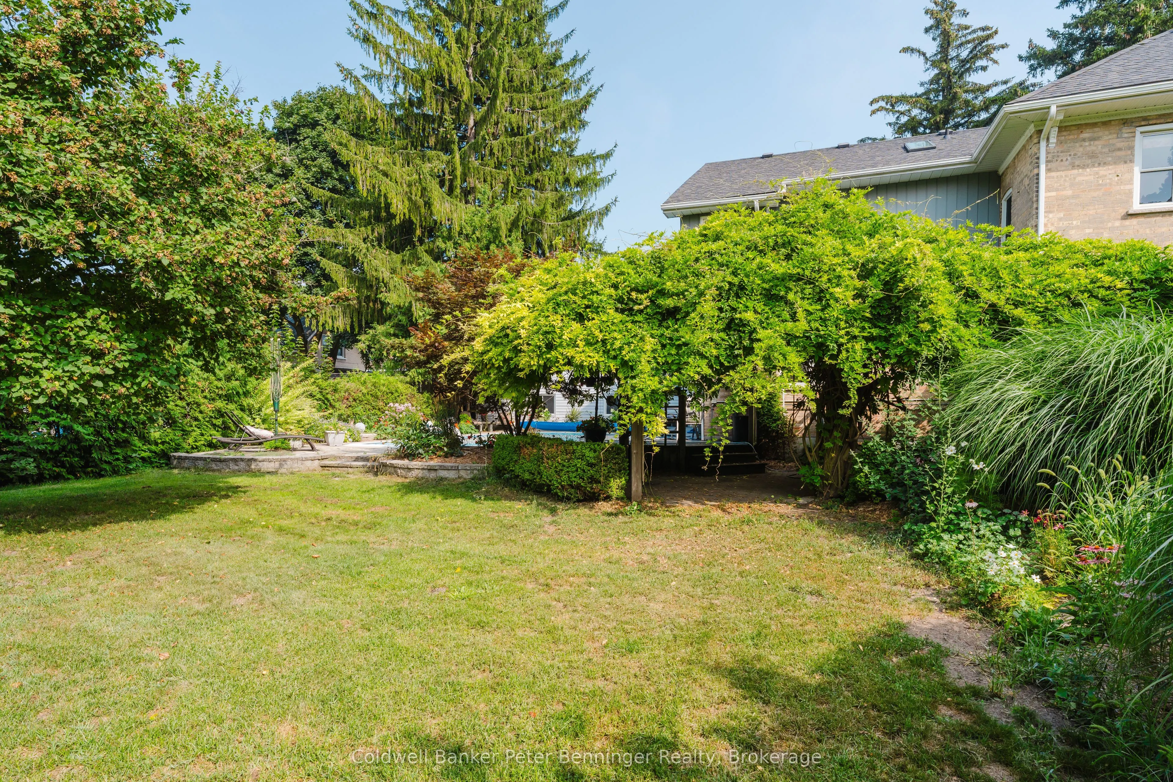 192 3 Ave Avenue SW