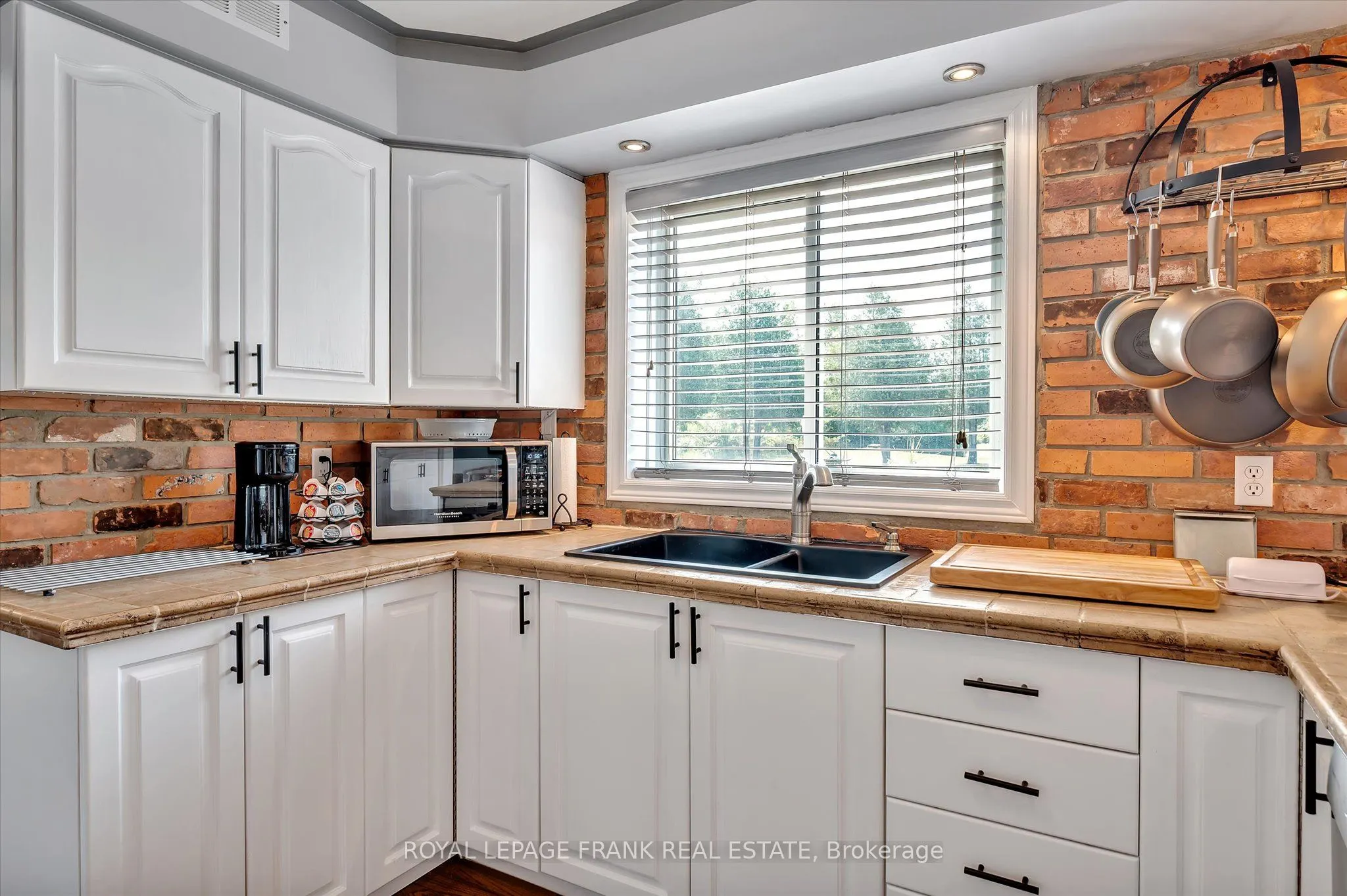 229 Lonsberry Lane