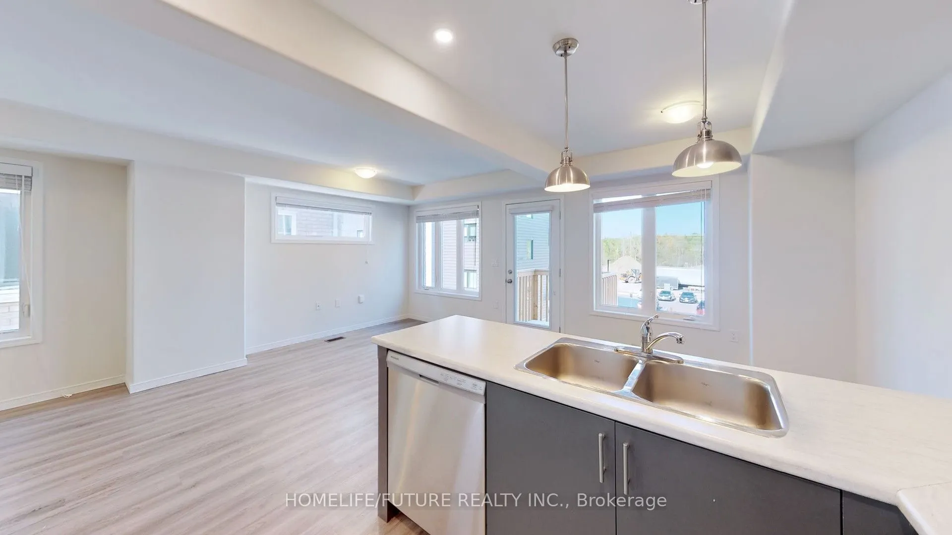1638 Hetherington Drive