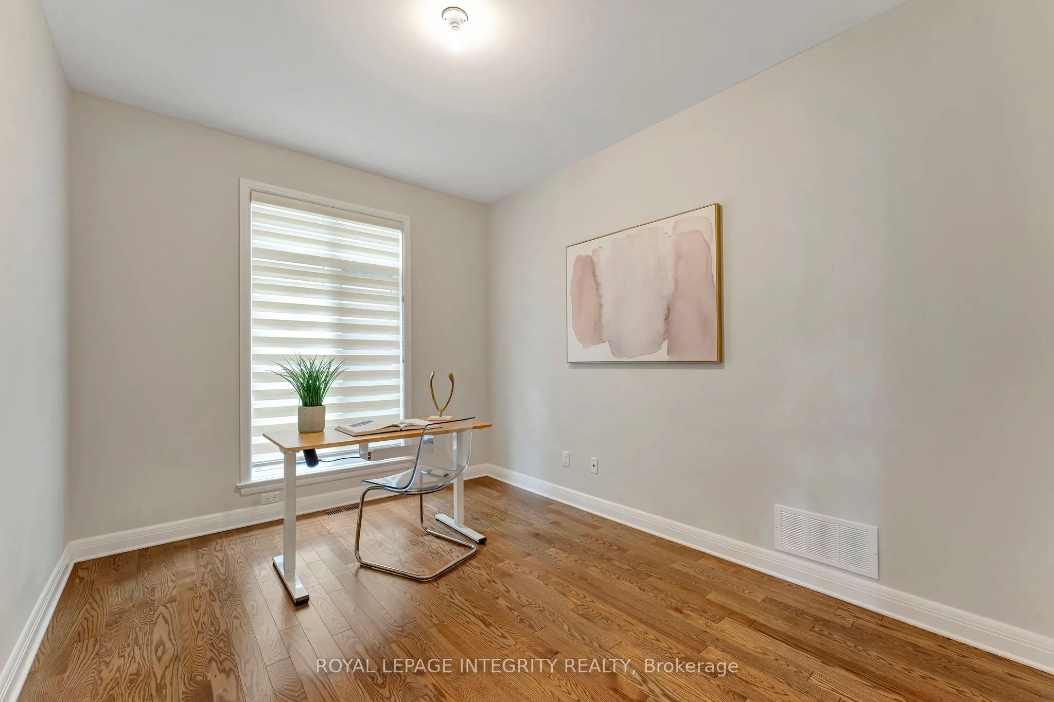 885 Moses Tennisco Street