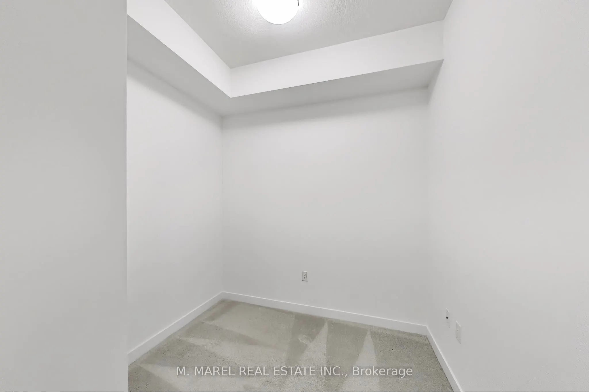 101 Shoreview Place, #223