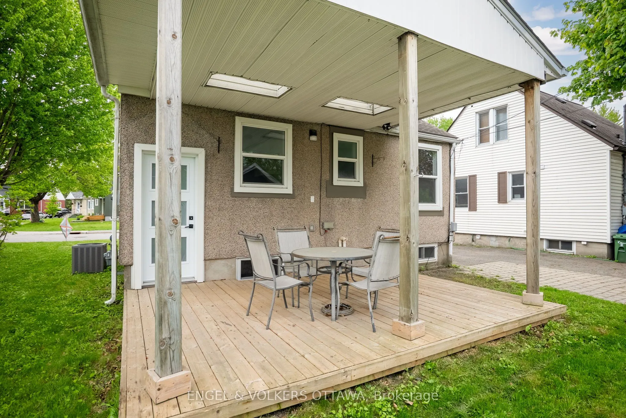 141 Crerar Avenue
