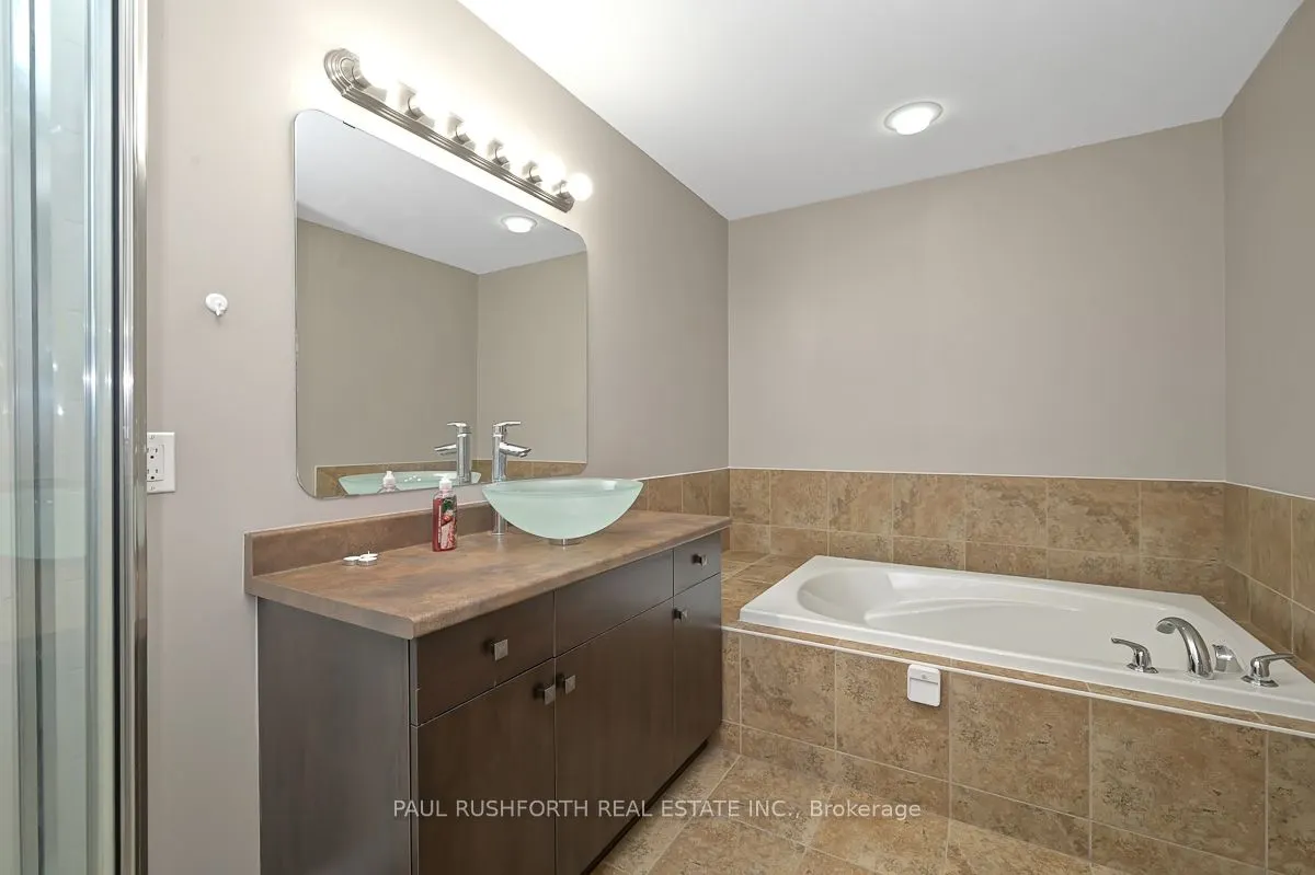 230 Kinghaven Crescent, #36