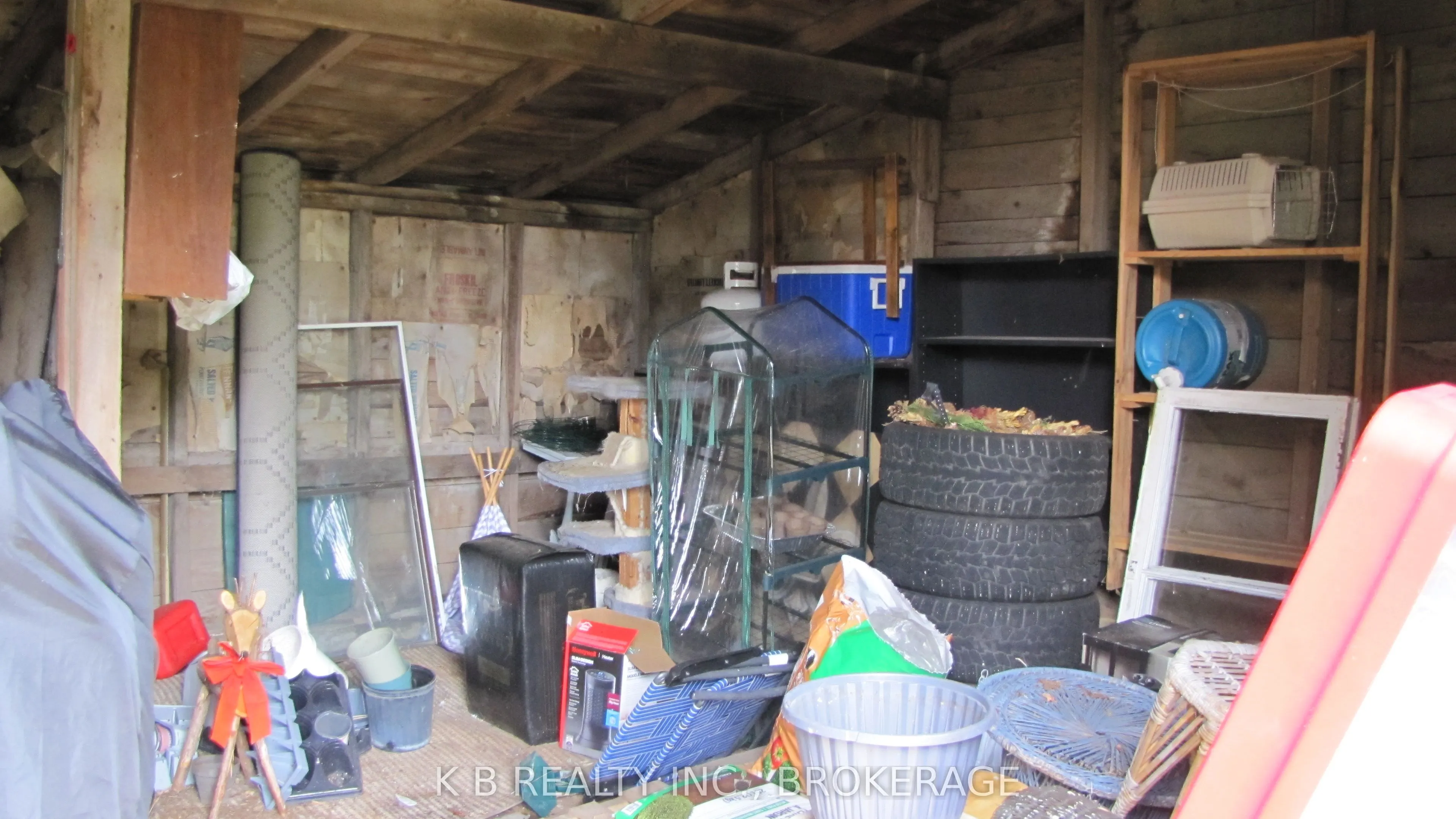 229 Gore Street E