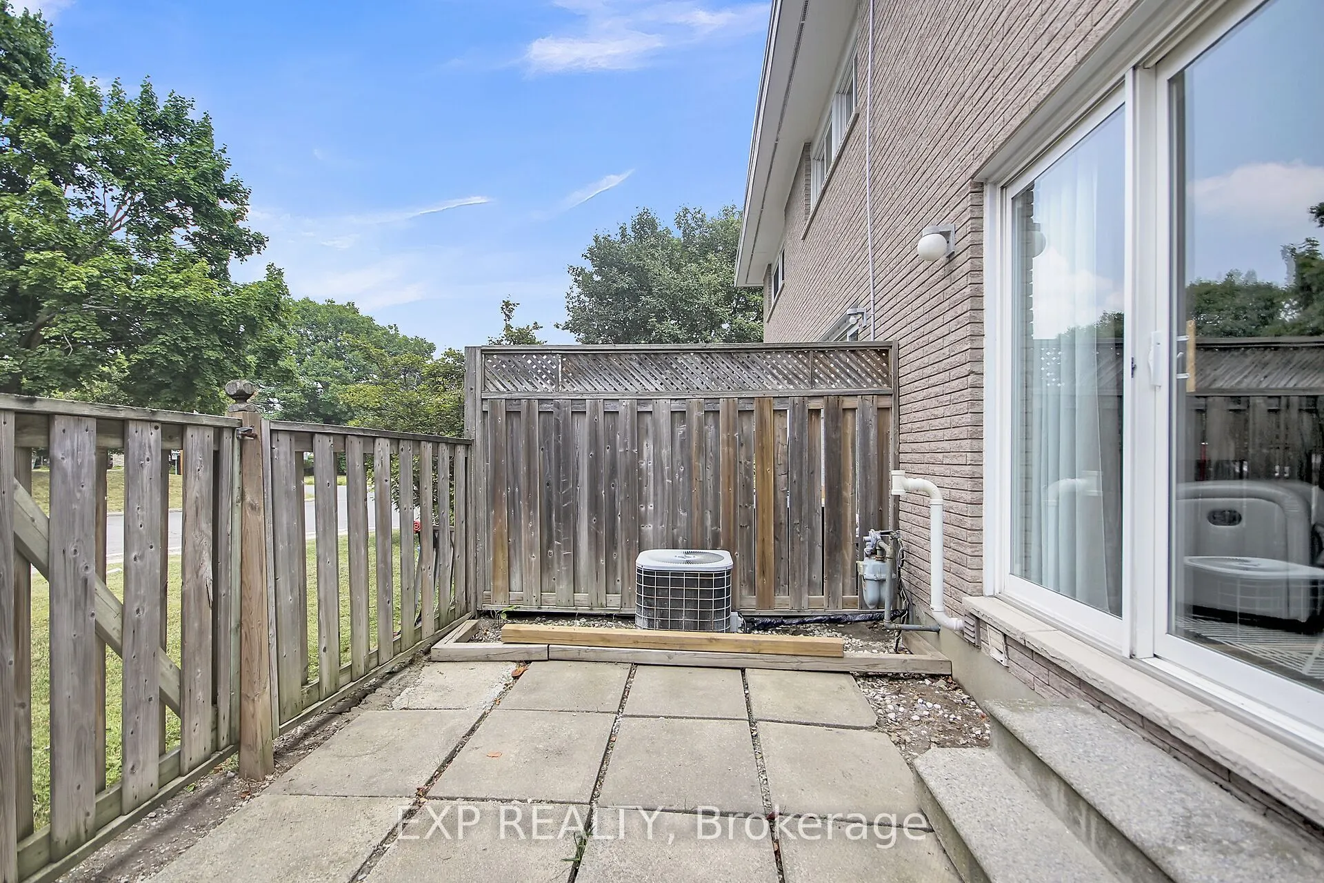 83 Hadley Circle, #19