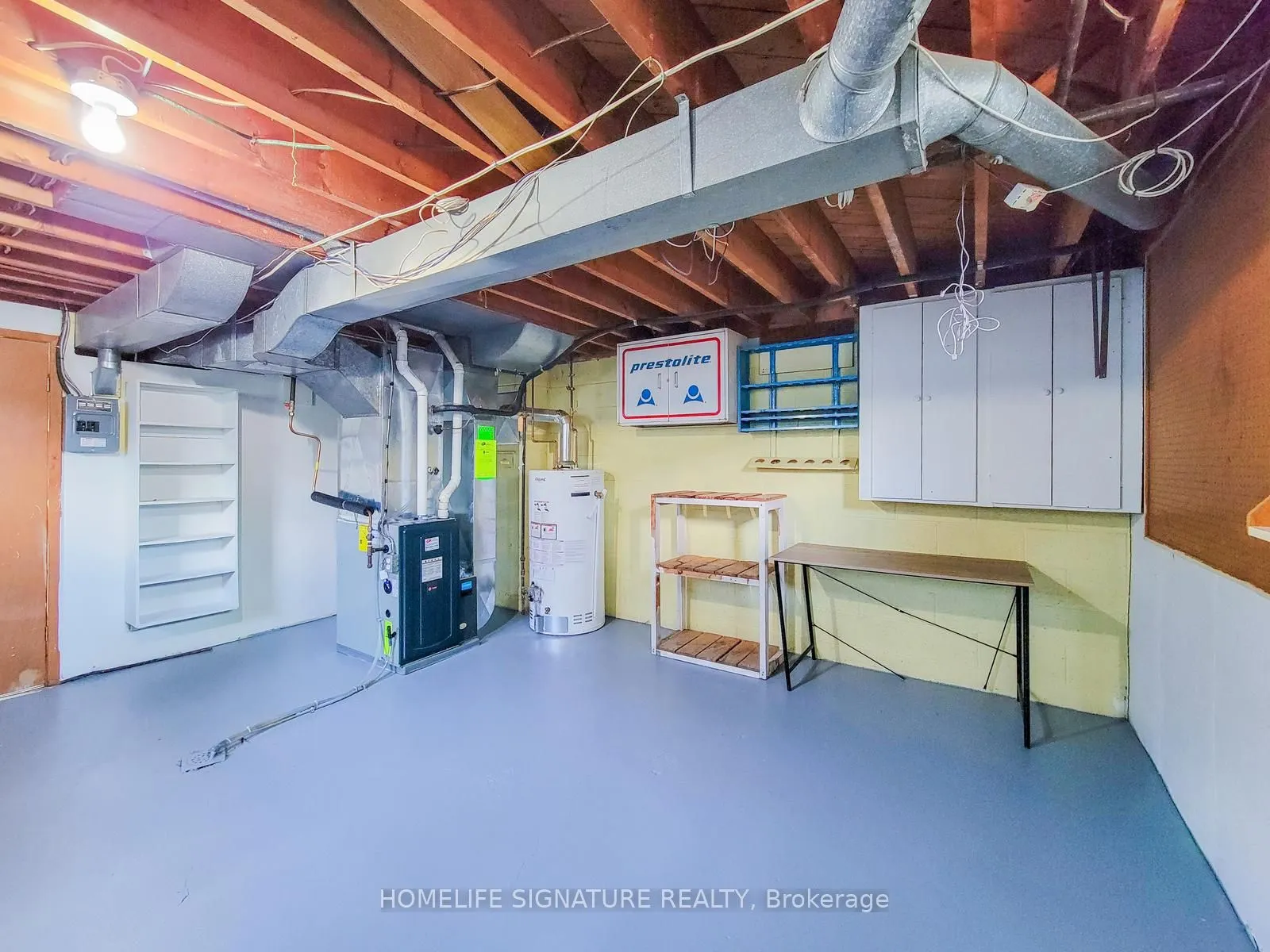 443 Vine Street