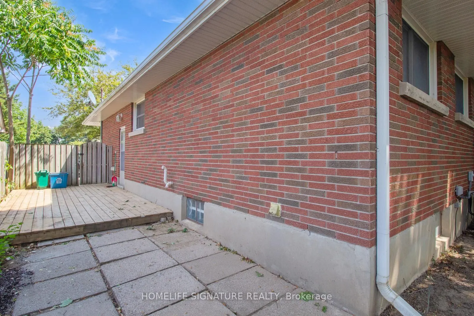 443 Vine Street