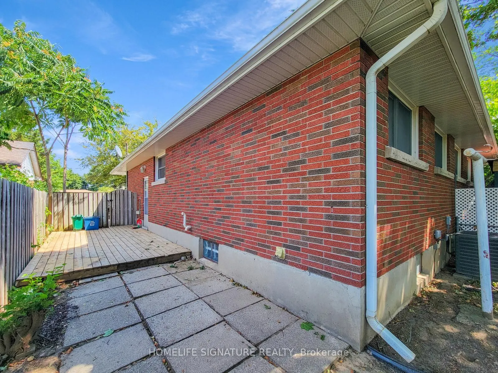 443 Vine Street