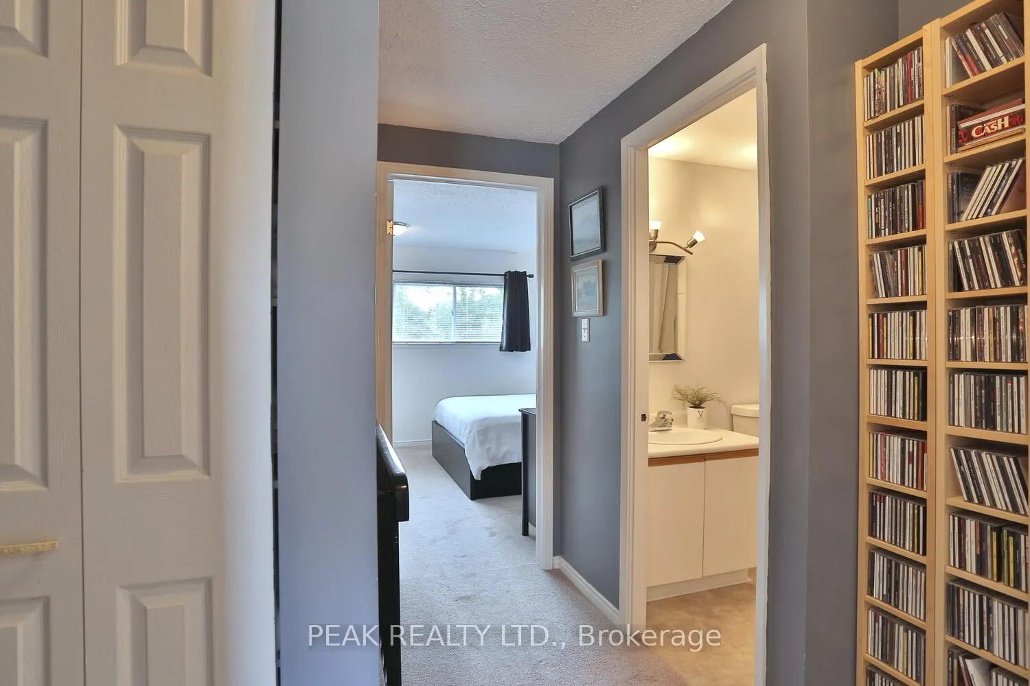 1085 Queens Boulevard, #13