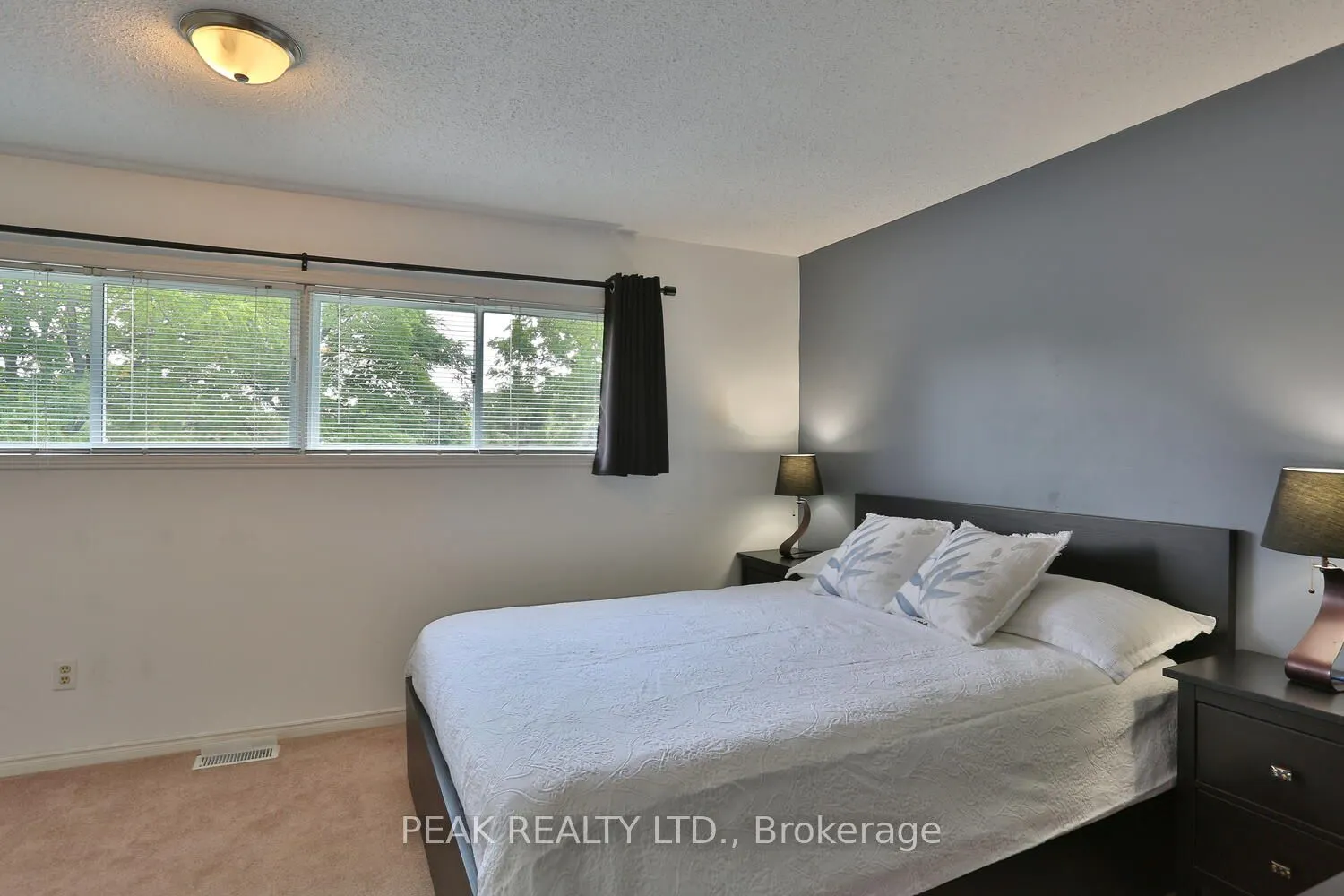 1085 Queens Boulevard, #13