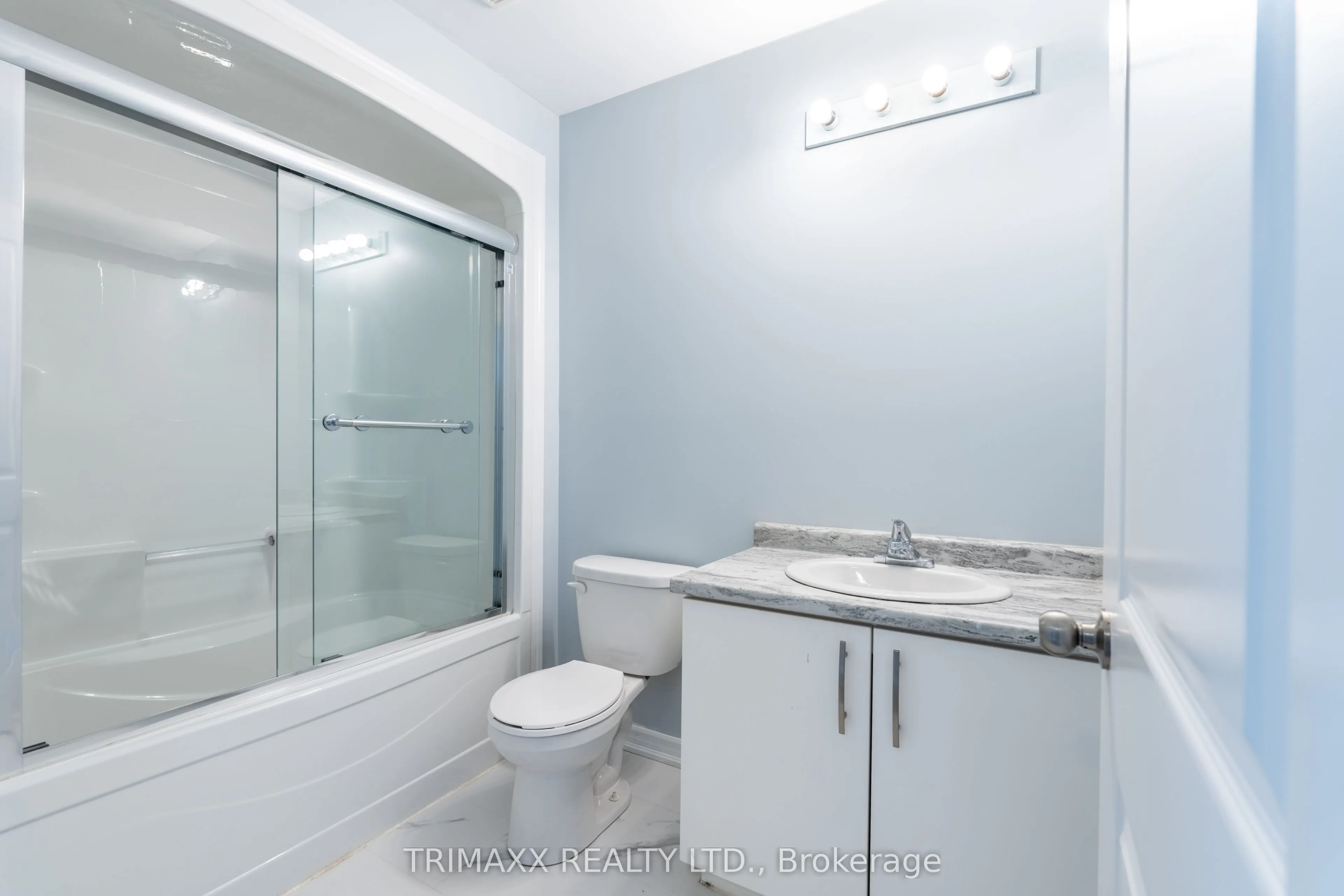 39 Perenack Avenue, #18
