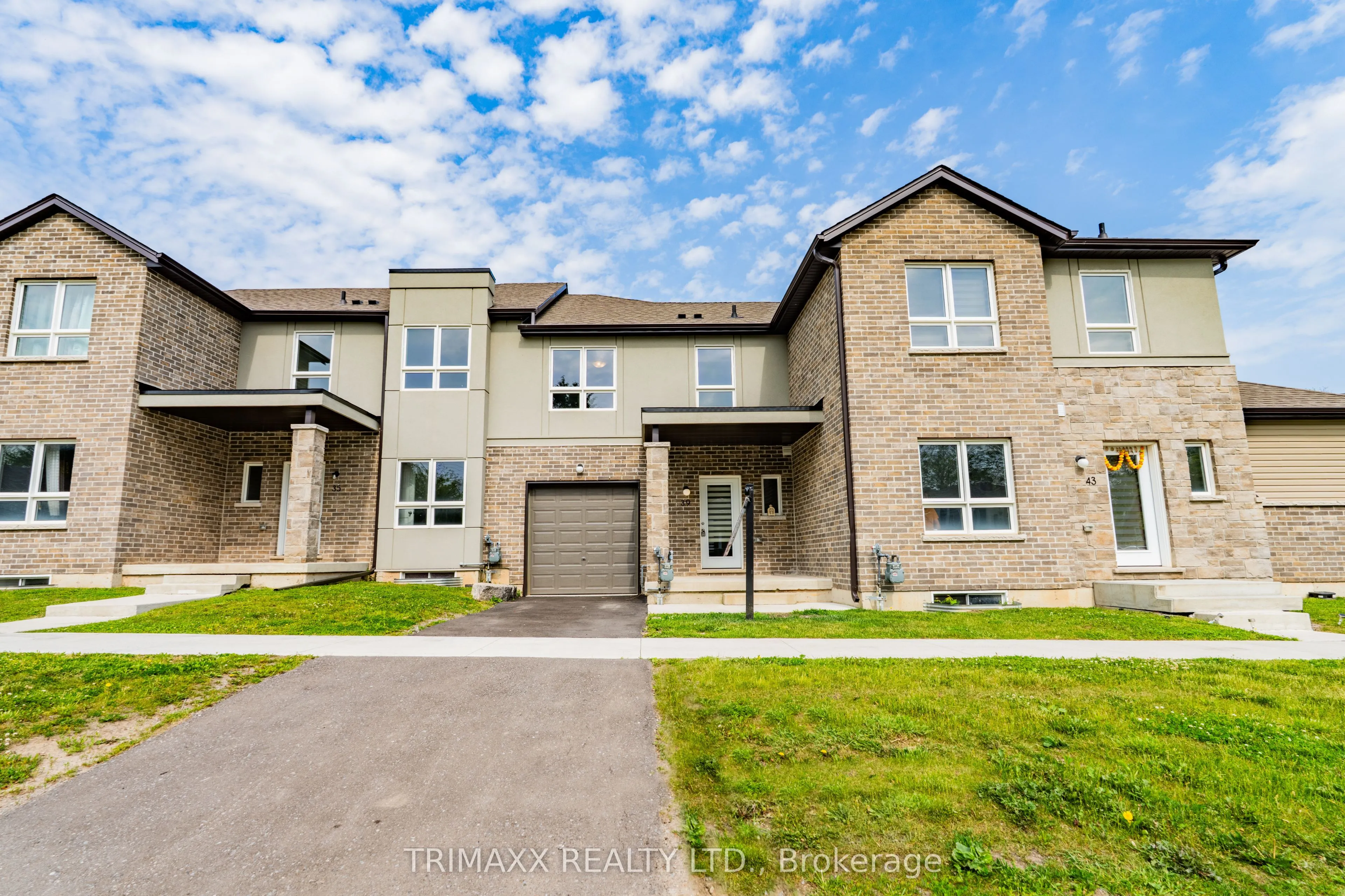 39 Perenack Avenue, #18