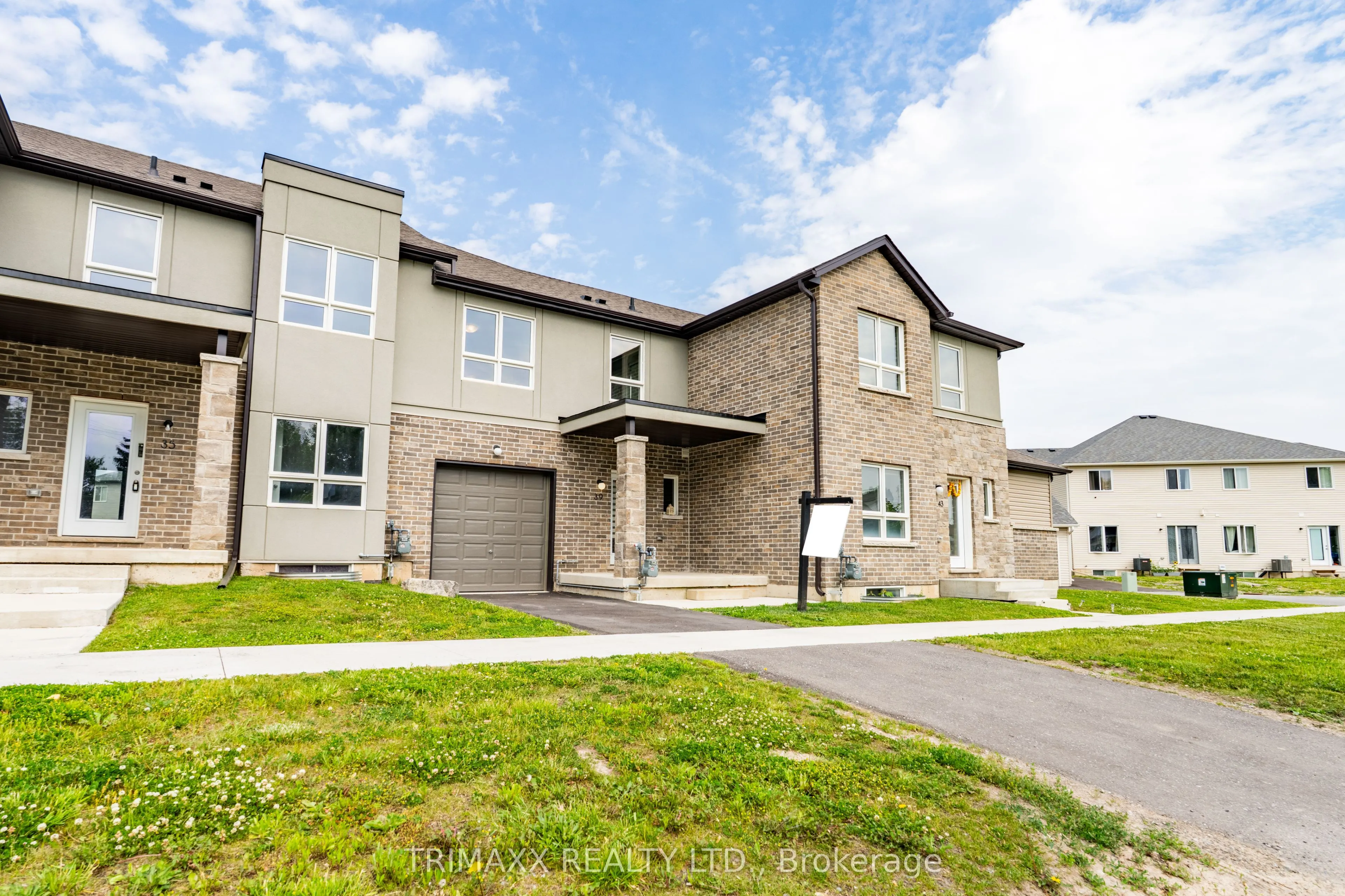 39 Perenack Avenue, #18