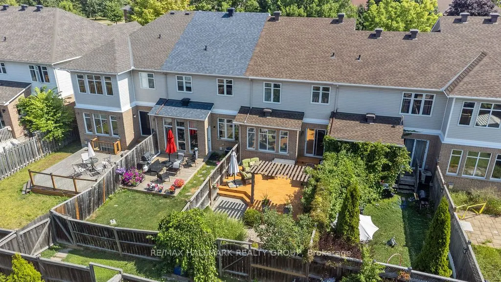 920 Schooner Crescent