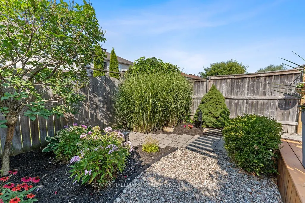 920 Schooner Crescent