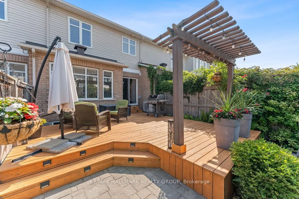 920 Schooner Crescent