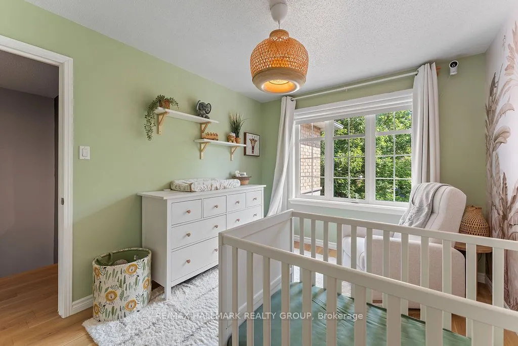 920 Schooner Crescent