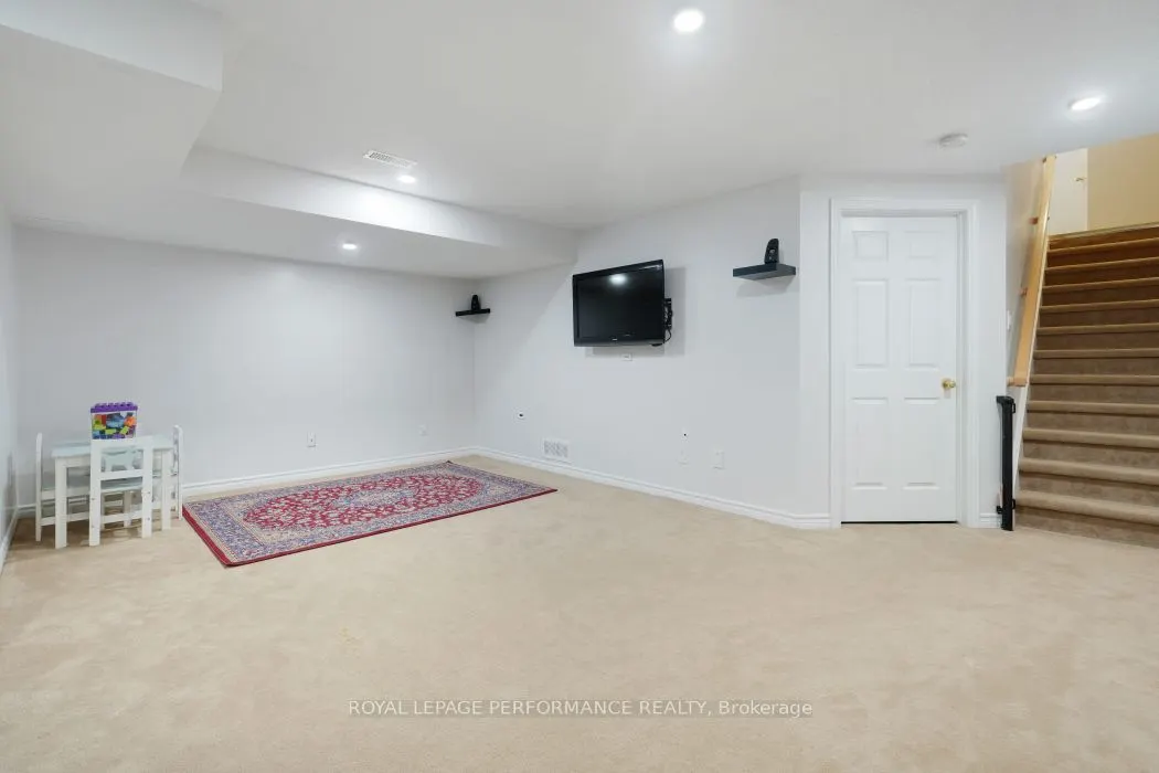 4271 Kelly Farm Drive