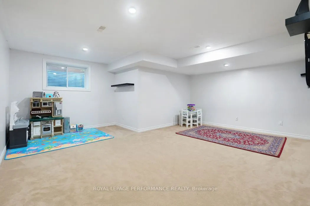 4271 Kelly Farm Drive