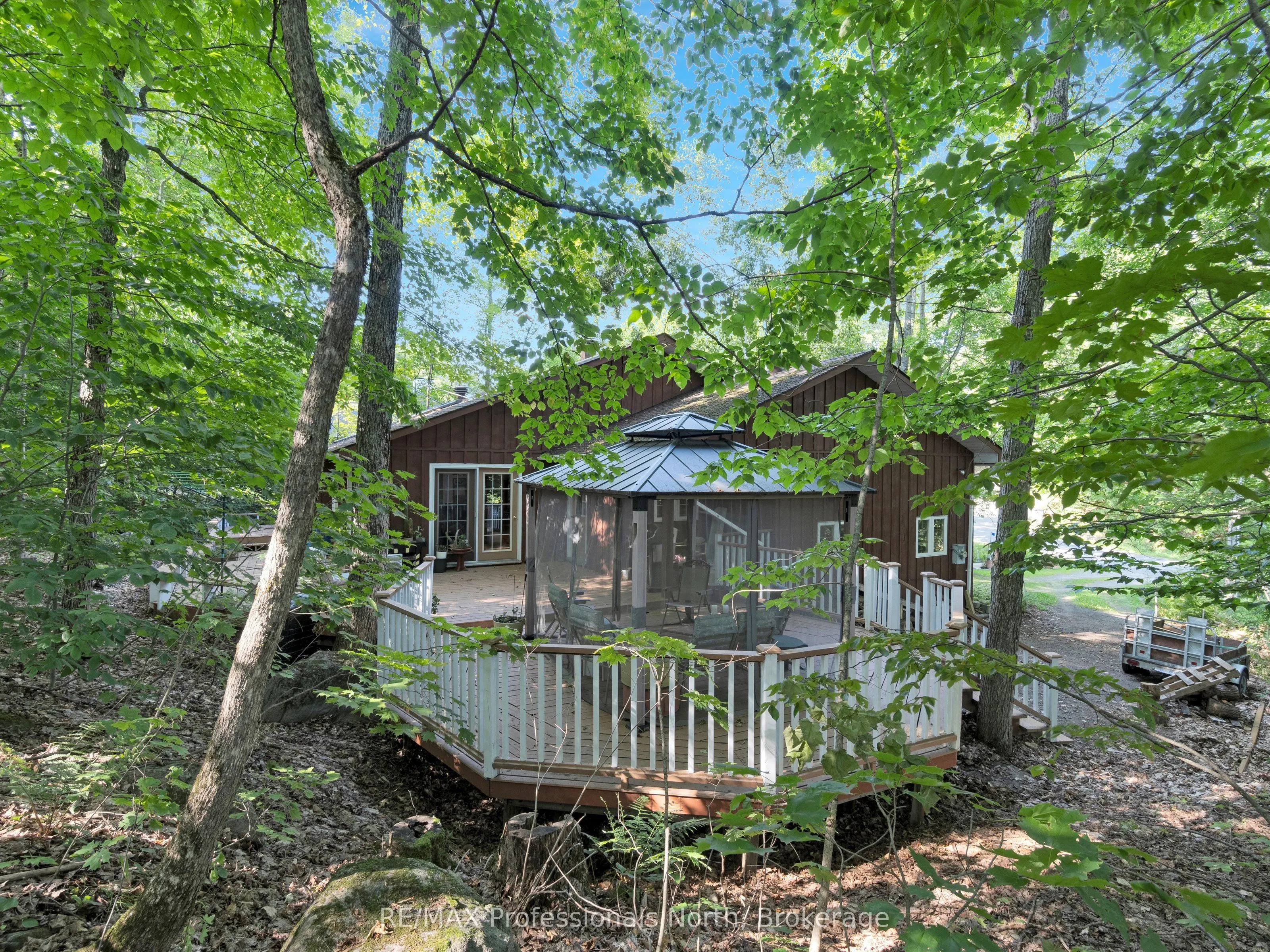 5 Todholm Drive